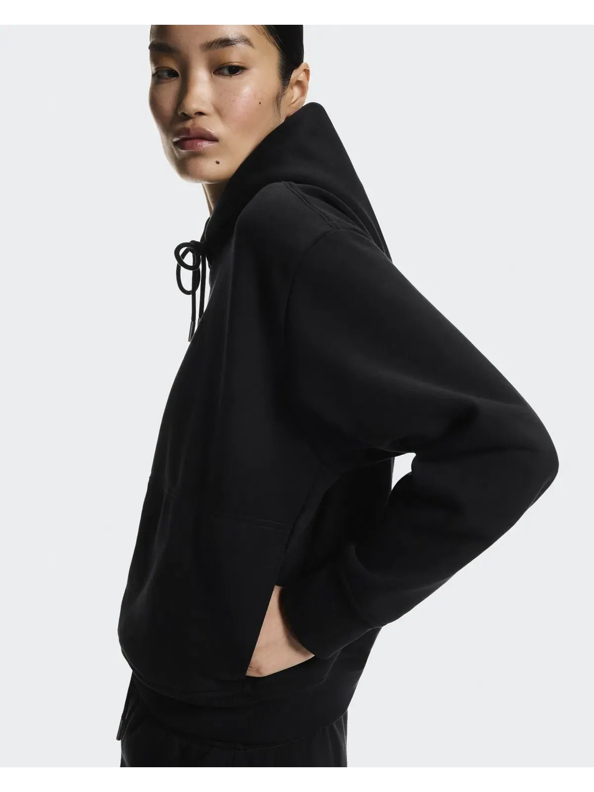 Женское худи с принтом Club Collective Hoodie On — изображение 8 из 9, черный