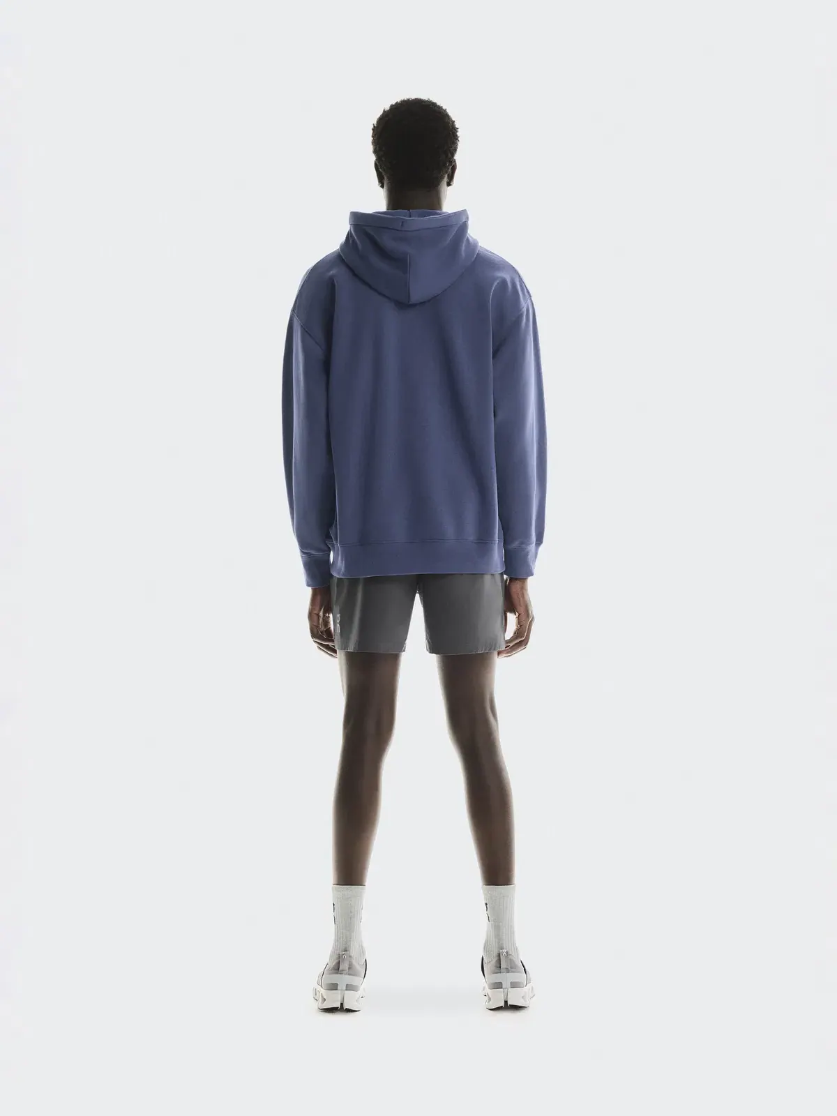 Мужское худи с капюшоном свободного кроя Club Hoodie On — изображение 3 из 7, асаи