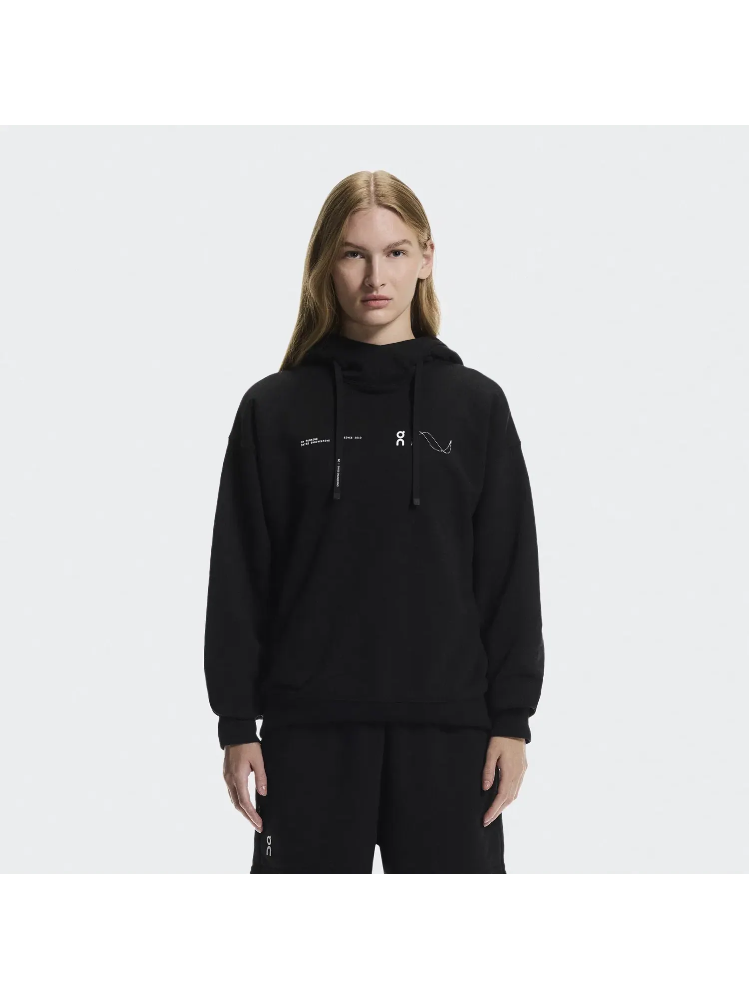 Женское худи с принтом Club Hoodie Avant On — изображение 9 из 9, черный