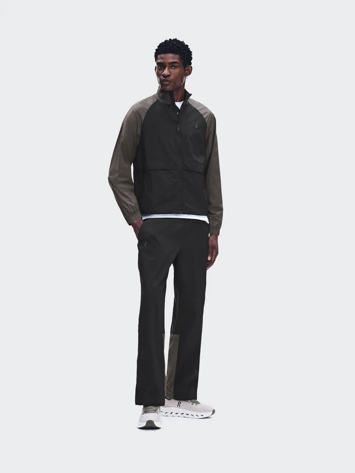 Мужские брюки спортивные с регулируемым низом All-Day Track Pants On — изображение 2 из 8, черный