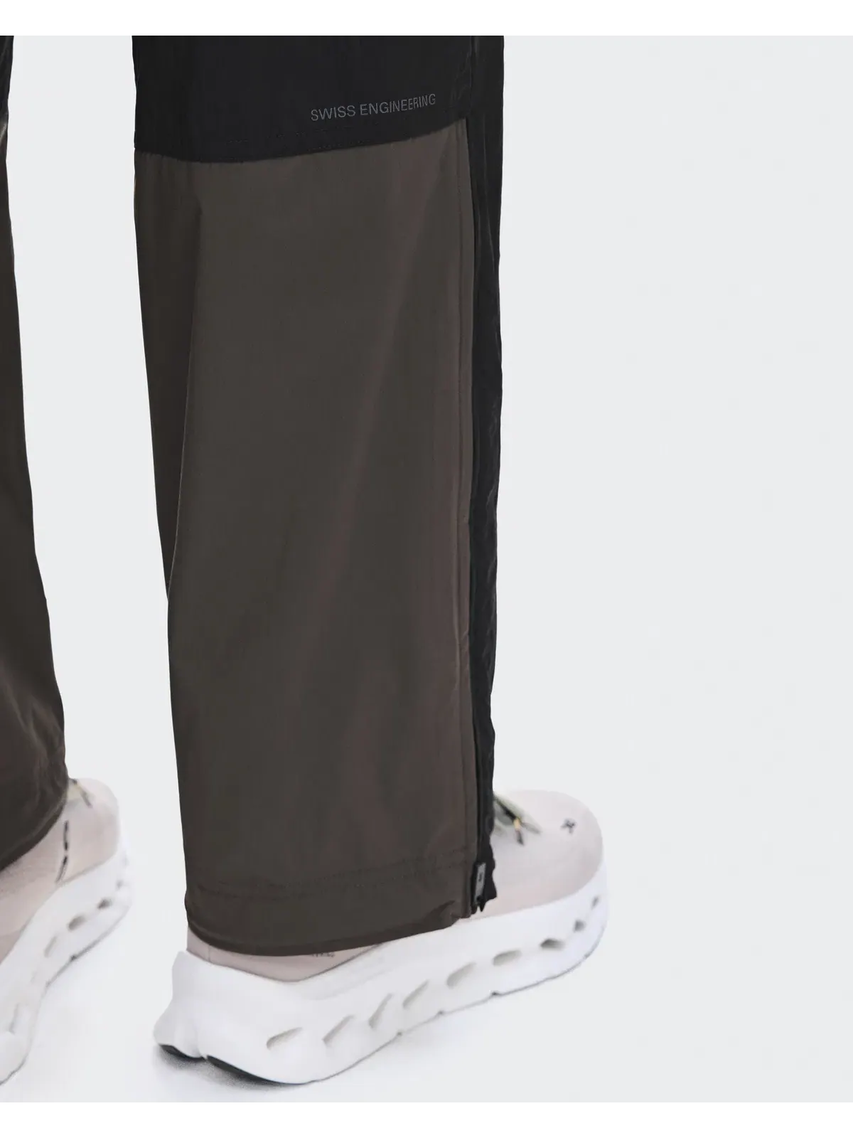 Мужские брюки спортивные с регулируемым низом All-Day Track Pants On — изображение 5 из 8, черный