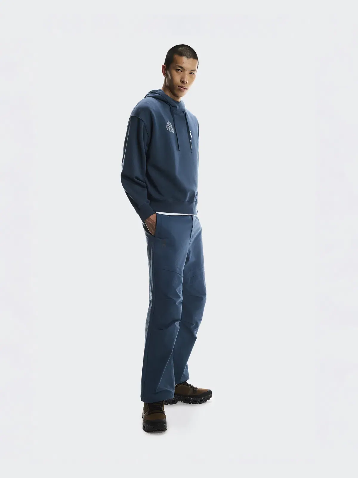 Мужские брюки карго с водоотталкивающей тканью Trek Pants BEAMS REI On — изображение 4 из 11, якиманский синий