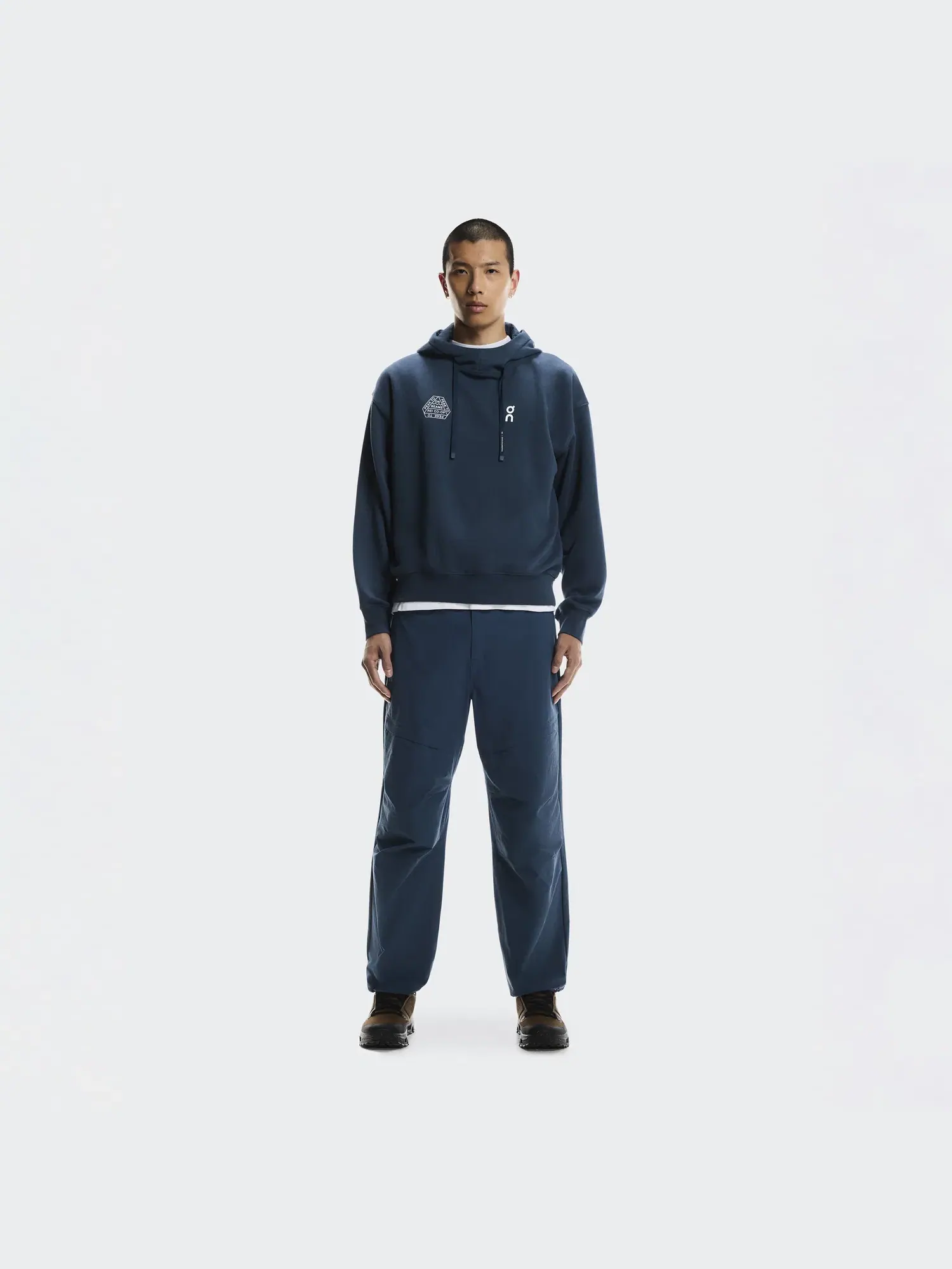 Мужские брюки карго с водоотталкивающей тканью Trek Pants BEAMS REI On — изображение 10 из 11, якиманский синий