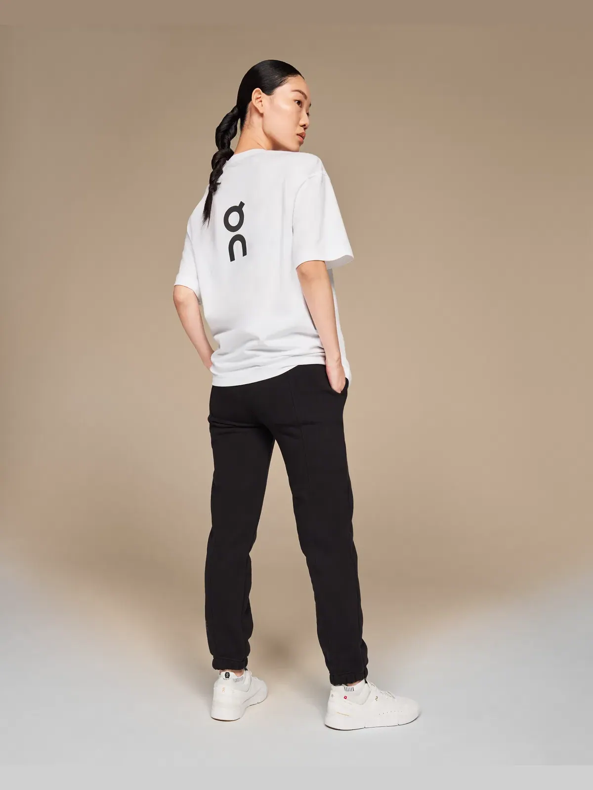 Женские брюки спортивные свободного кроя Club Pants On — изображение 4 из 6, черный