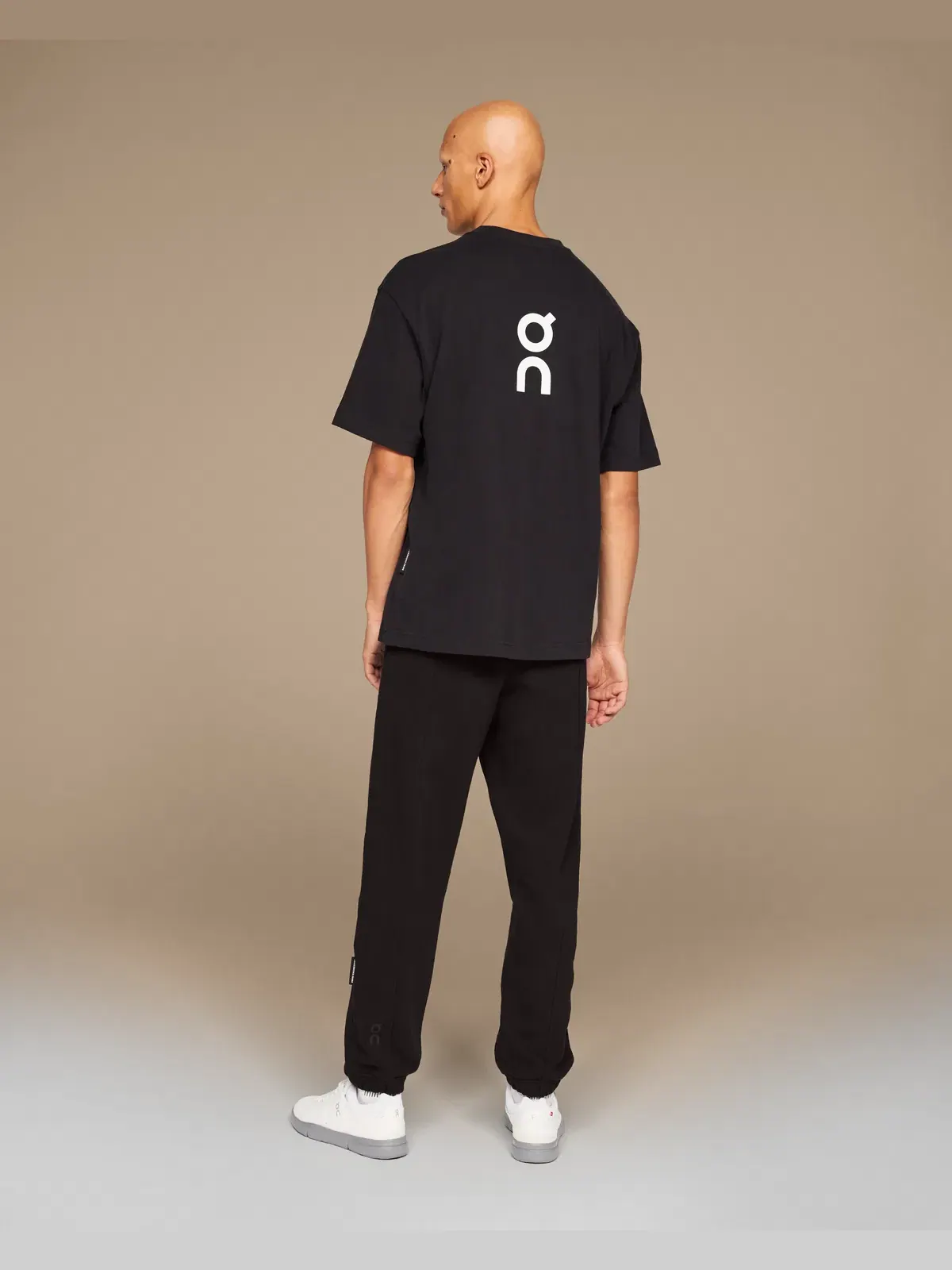 Мужские брюки свободного кроя с боковыми карманами Club Pants On — изображение 4 из 6, черный