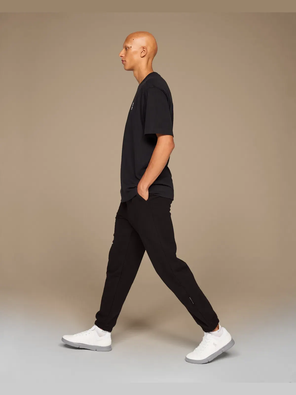 Мужские брюки свободного кроя с боковыми карманами Club Pants On — изображение 5 из 6, черный