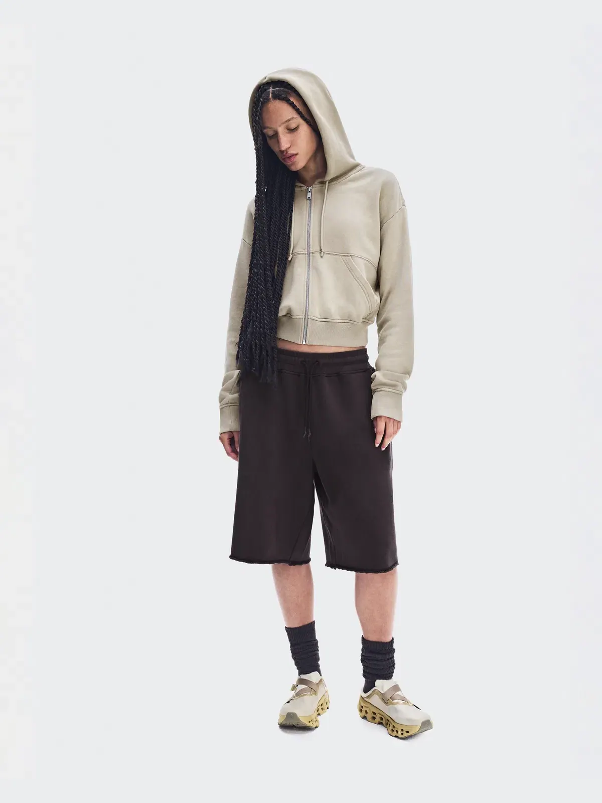 Женские шорты свободного кроя с завязками Club Collective Short FKA On — изображение 8 из 11, эспрессо