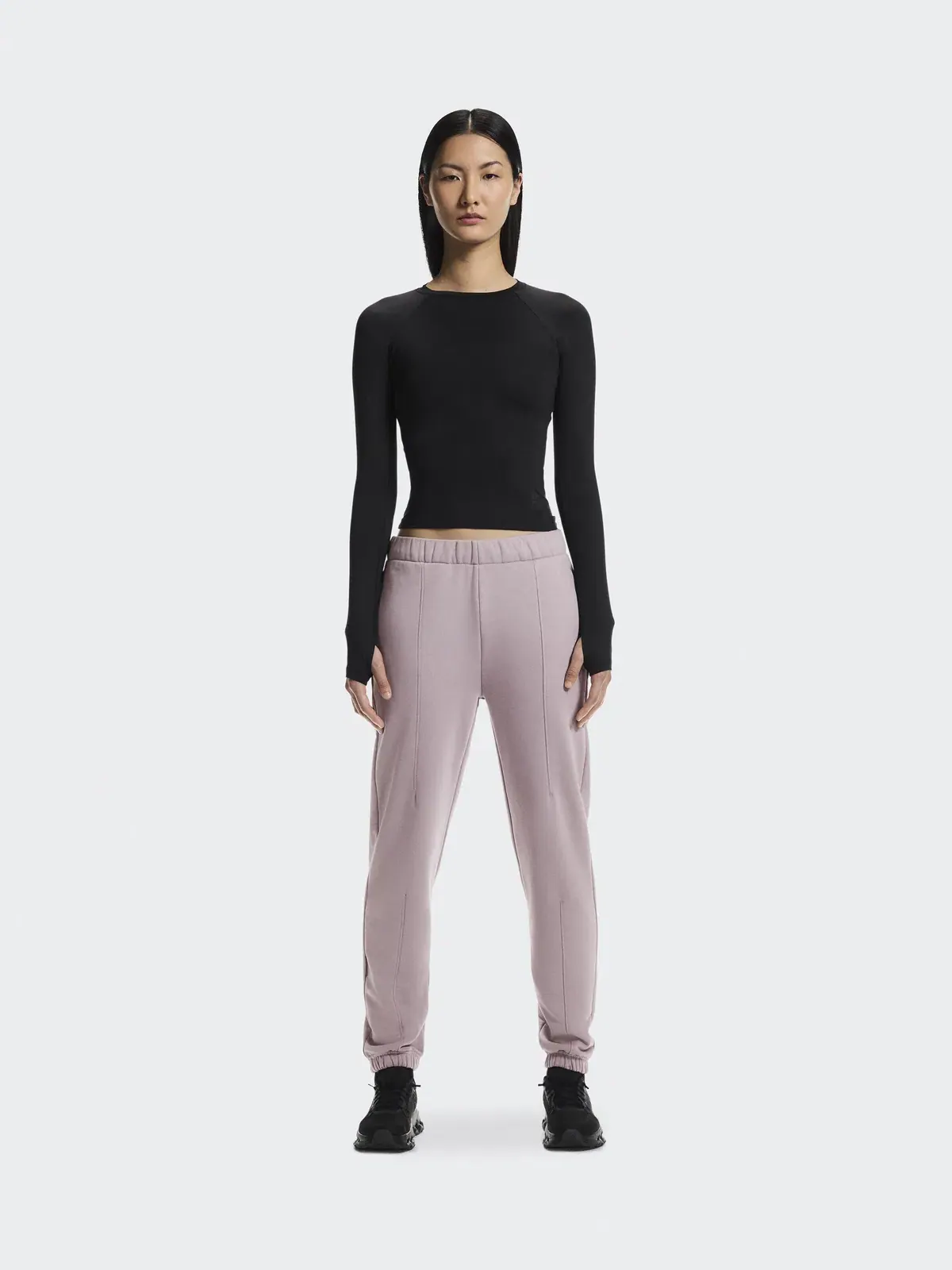 Женские брюки спортивные свободного кроя Club Pants On, Heron — изображение 2 из 8, светло-серый