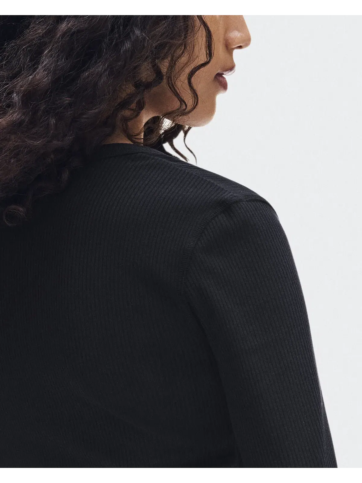 Женский лонгслив с глубоким вырезом All-Day Ribbed Long-T On — изображение 8 из 9, черный