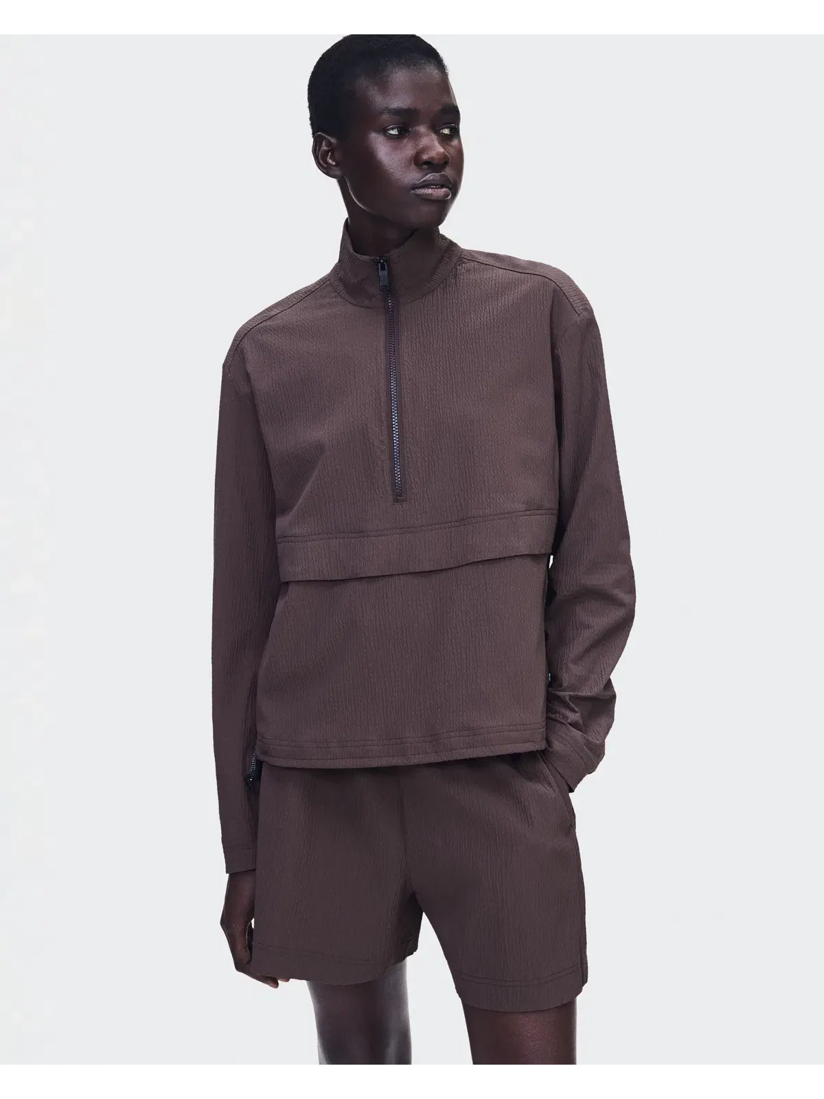 Женская ветровка с текстурной тканью Courtside 1/2 Zip Eaze On — изображение 5 из 9, малина