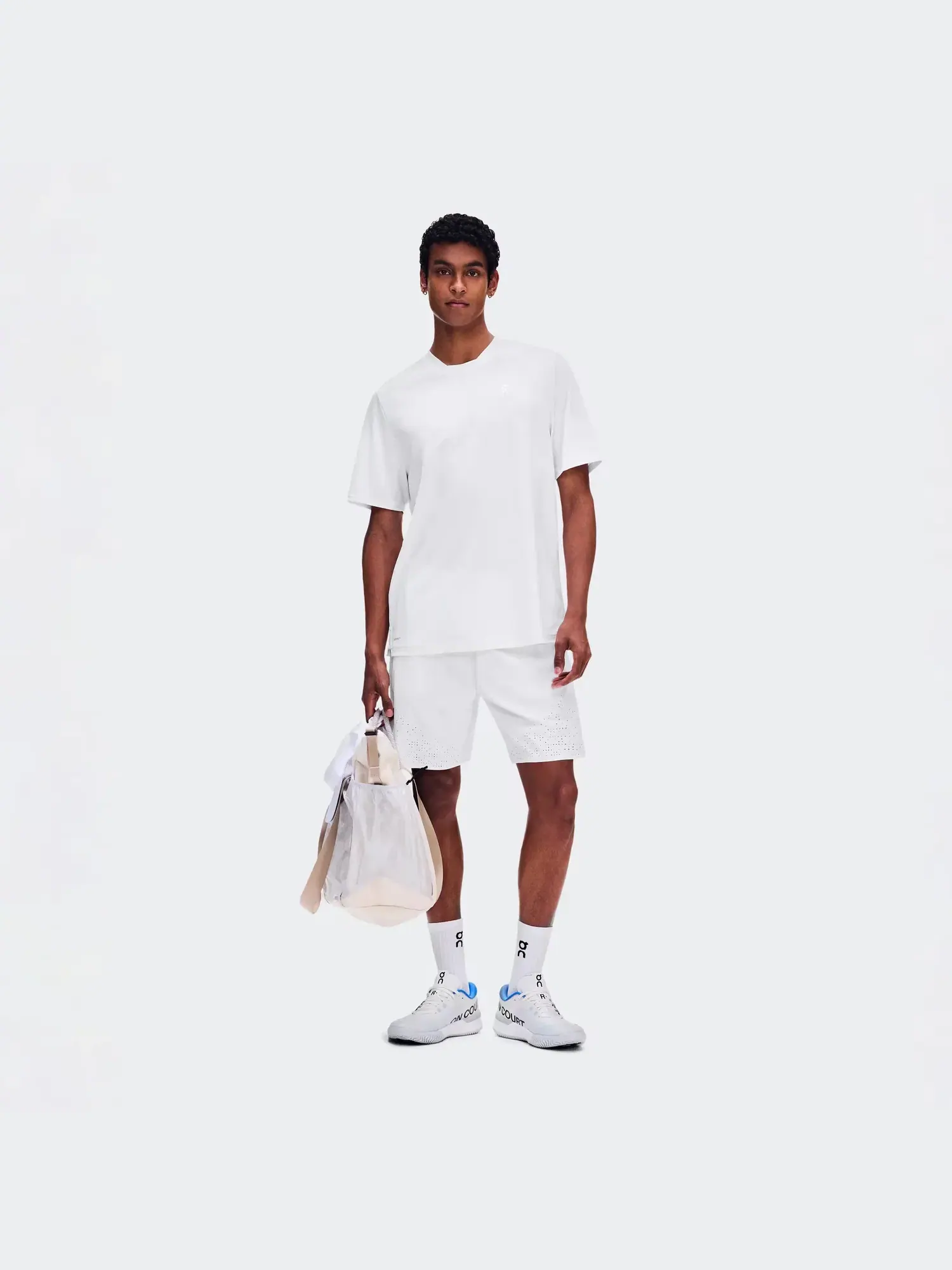 Мужские теннисные шорты с перфорацией LDN Collection On — изображение 11 из 11, белый