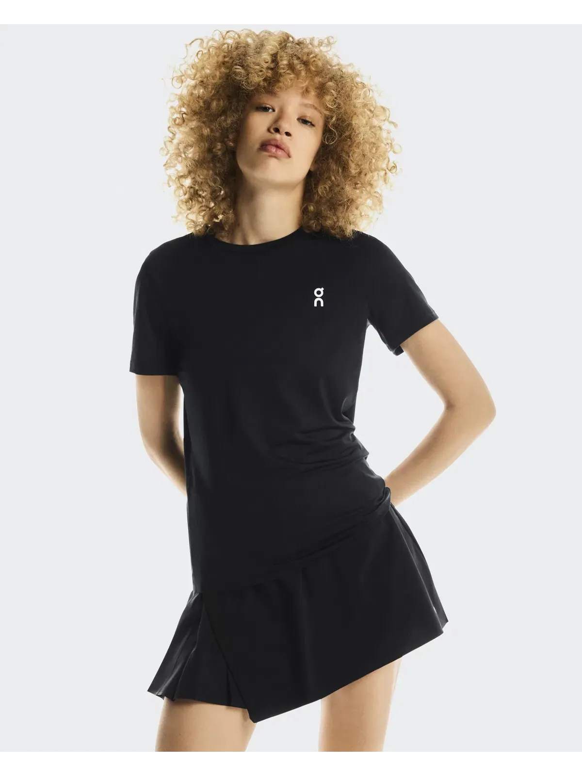 Женская юбка для тенниса с внутренними леггинсами Court Skirt Side Pleat On — изображение 4 из 8, черный