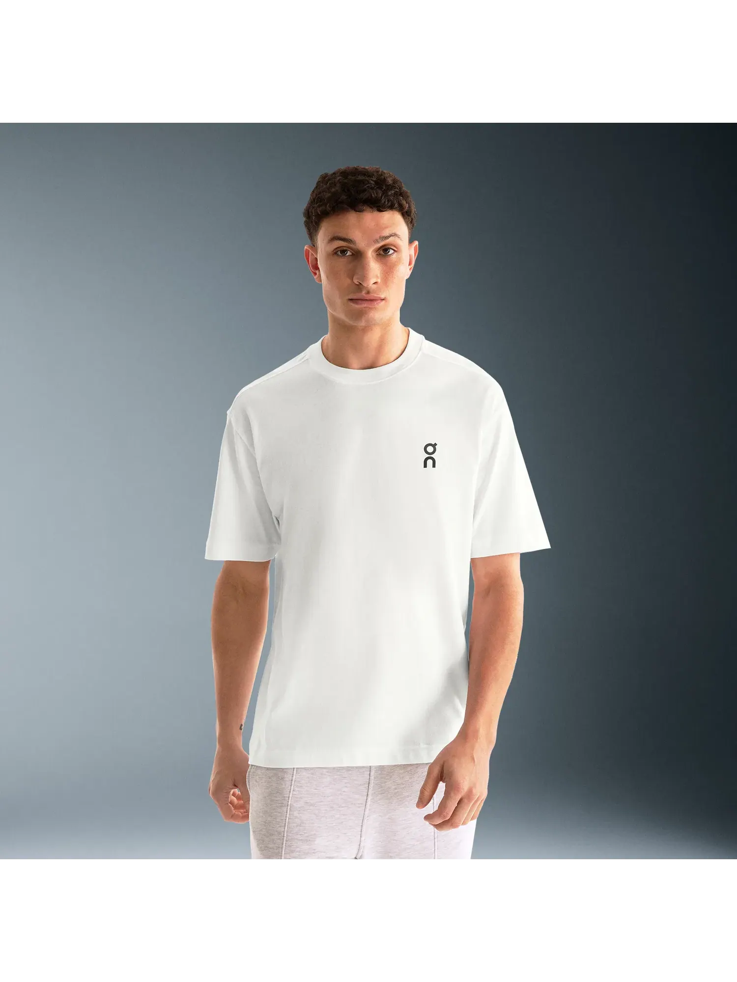 Мужская футболка свободного кроя Club-T On — изображение 5 из 5, белый