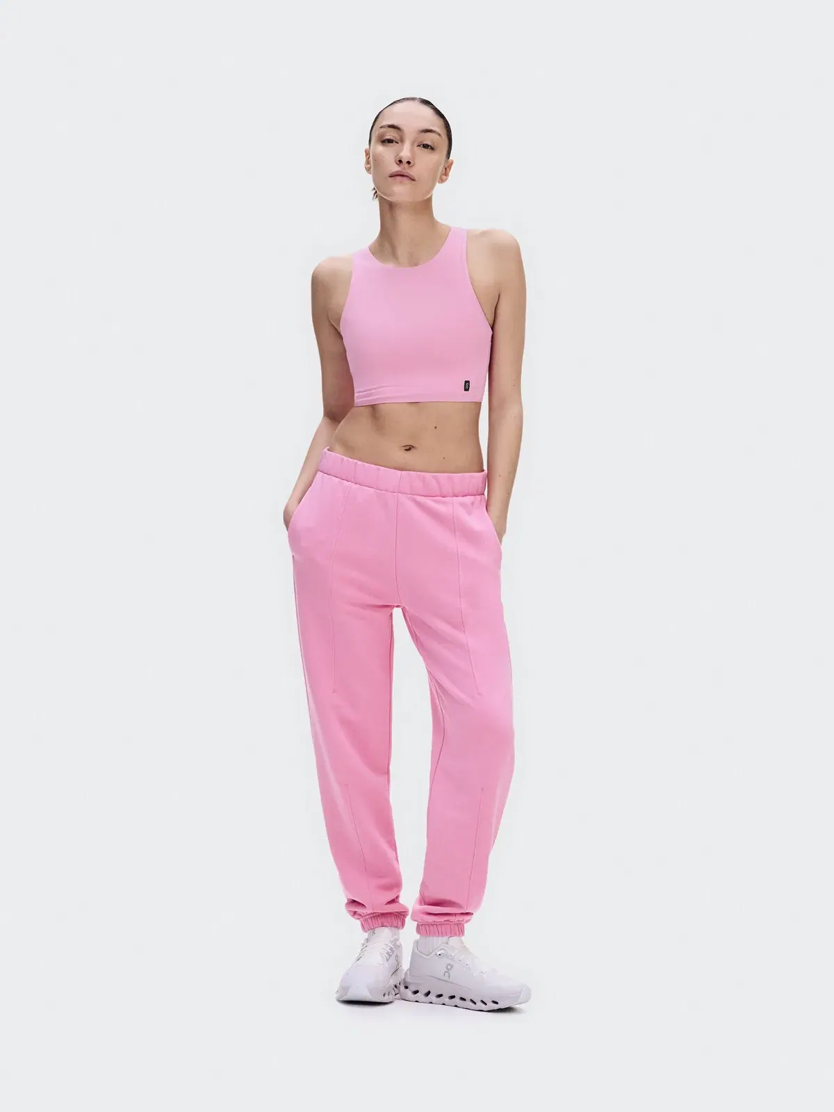 Женские брюки с расслабленной посадкой Club Pants On — изображение 2 из 9, розовый бубльгум