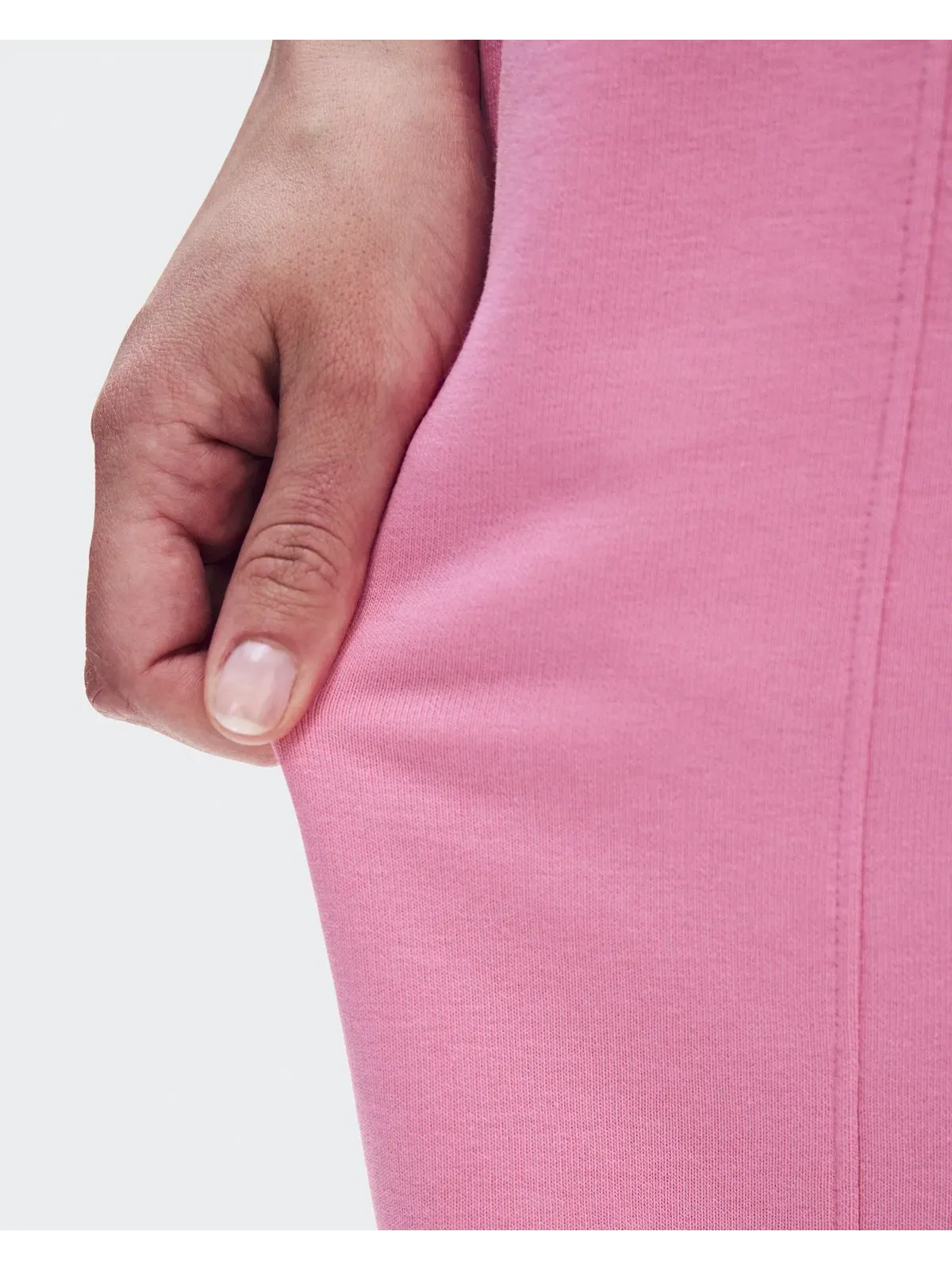 Женские брюки с расслабленной посадкой Club Pants On — изображение 8 из 9, розовый бубльгум