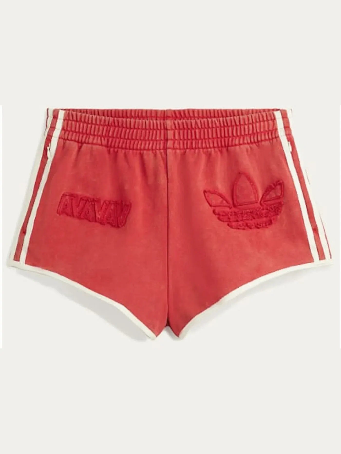 Унисекс шорты с длиной до колена Adidas x Avavav Boxing Shorts, Powerred — изображение 1 из 1