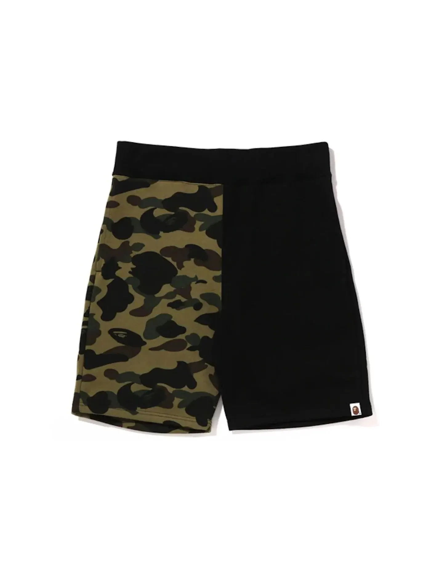 Мужские шорты с камуфляжным принтом BAPE Shorts — изображение 2 из 2, черный/зеленый