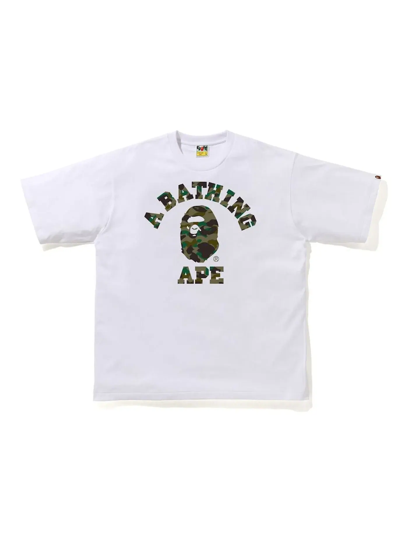 Мужская футболка с принтом BAPE 1st Camo College Relaxe Fit Tee BAPE — изображение 1 из 1, белый/зеленый