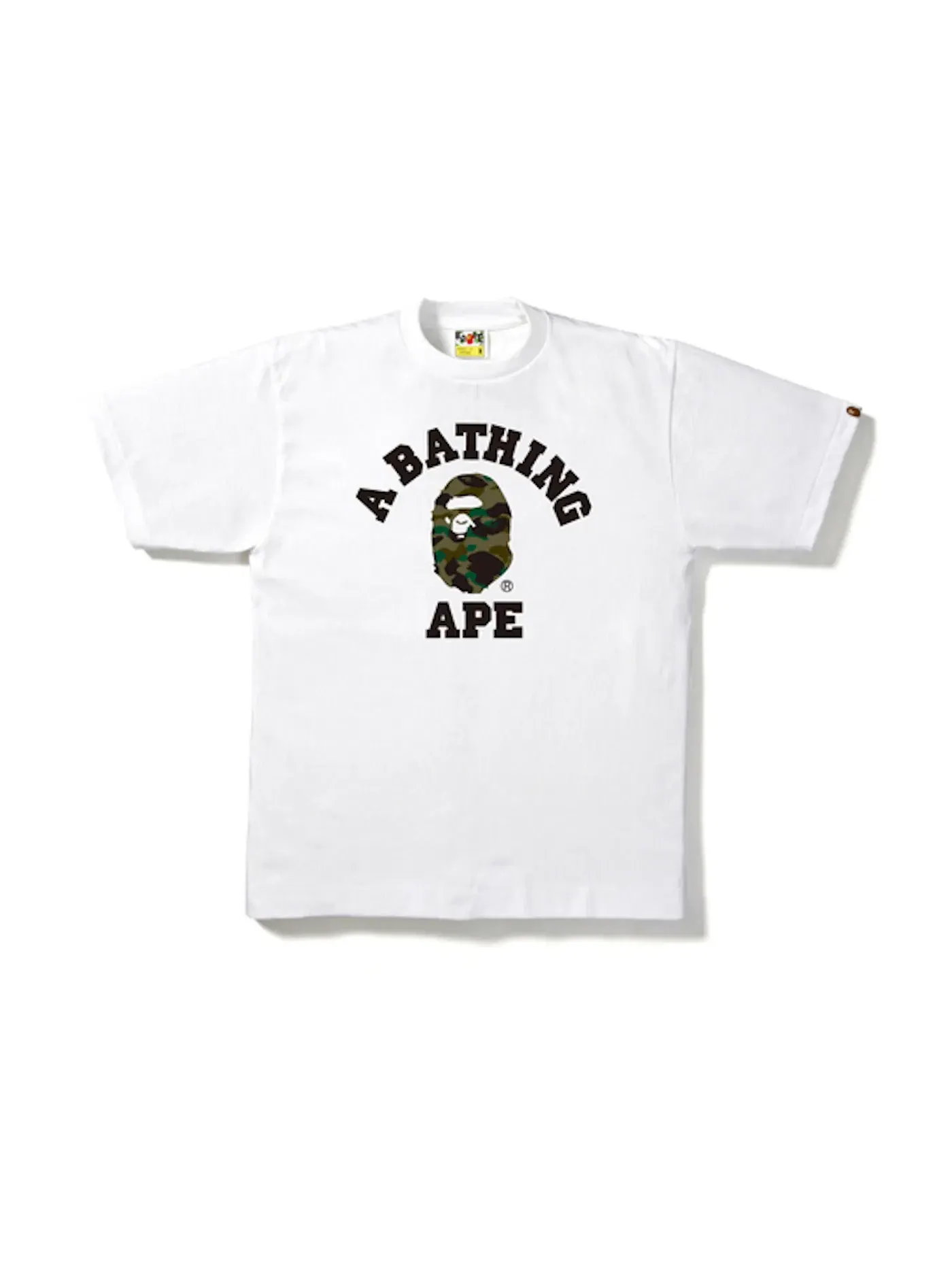 Мужская футболка с камуфляжным принтом BAPE Tee — изображение 1 из 1, белый/оливковый