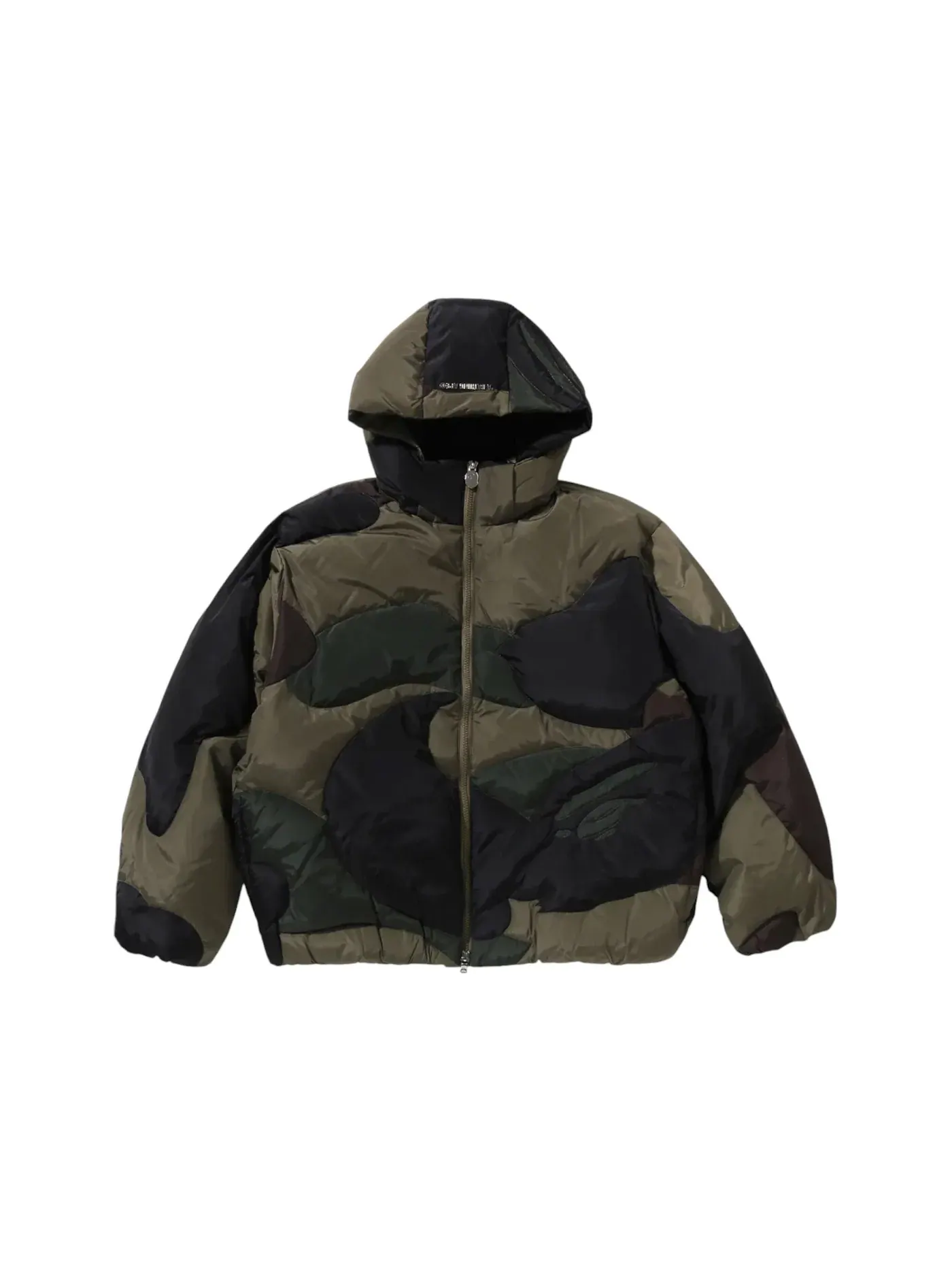Унисекс куртка с камуфляжным принтом BAPE 1st Camo Nylon Down Jacket — изображение 1 из 3, зеленый
