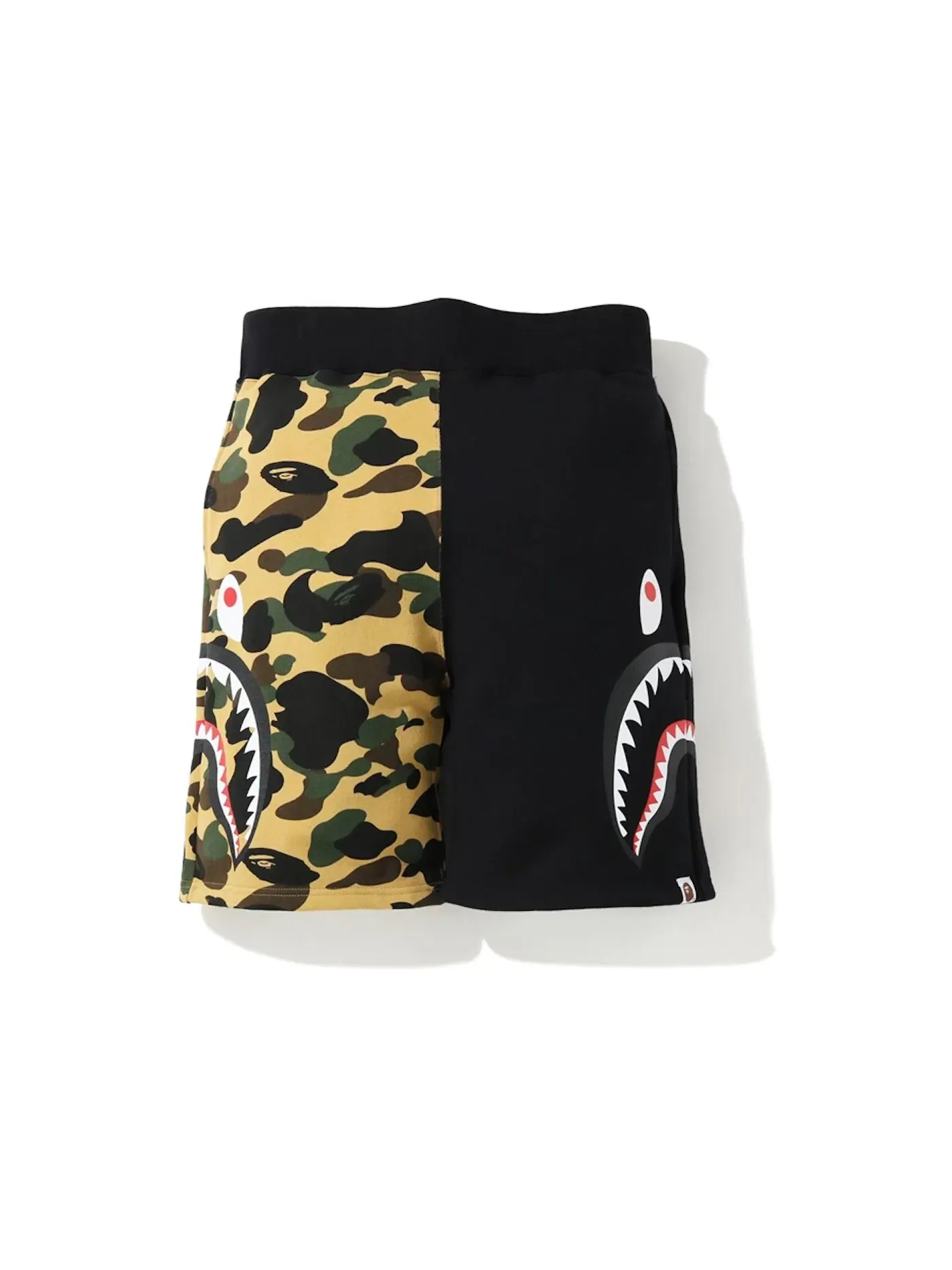 Мужские шорты с камуфляжным принтом BAPE 1st Camo Side Shark Sweatshort — изображение 1 из 1, черный/желтый