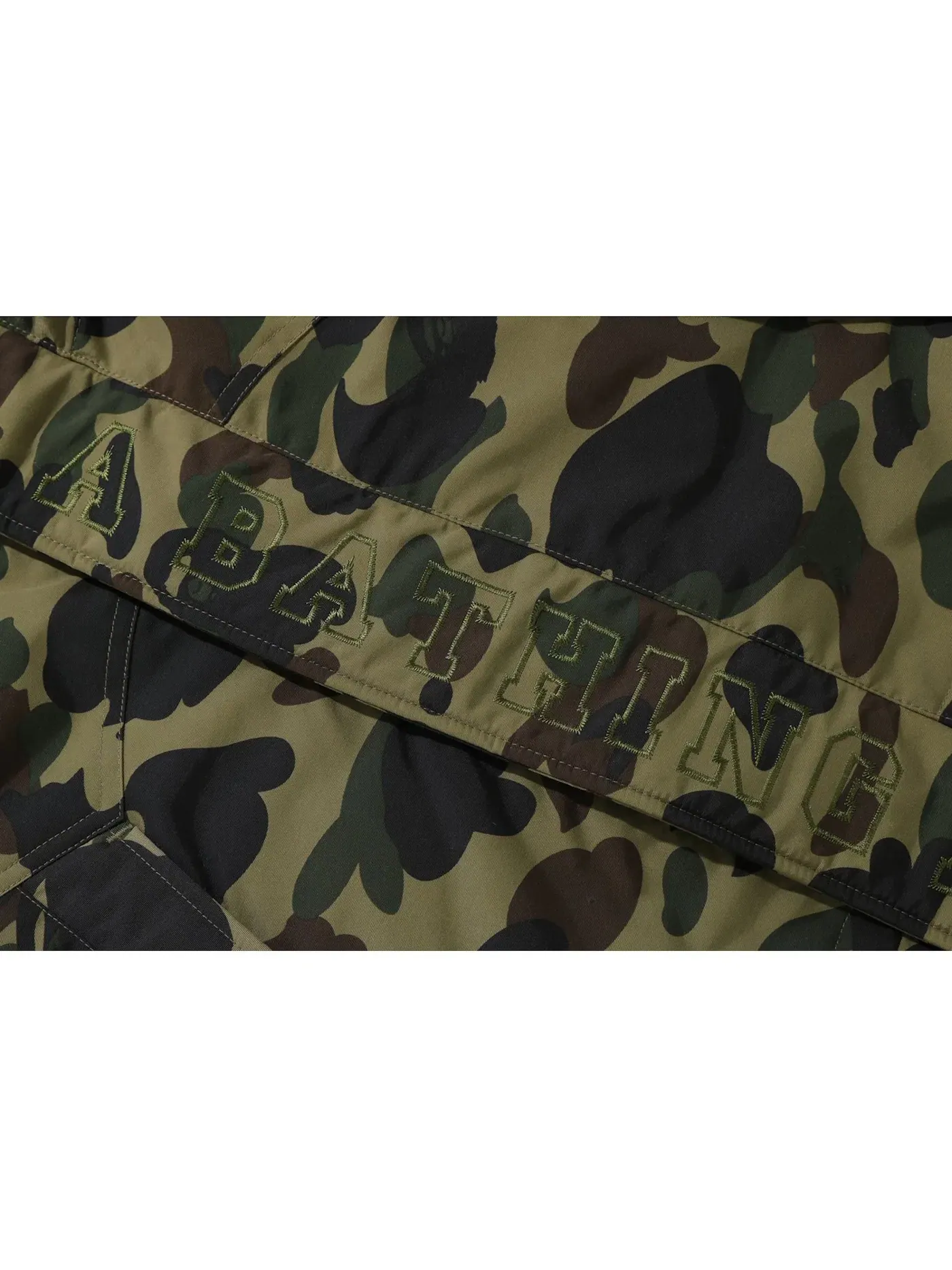 Мужская куртка с камуфляжным принтом BAPE — изображение 3 из 3, зеленый