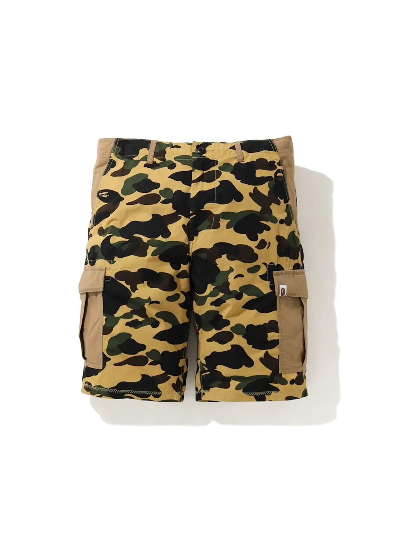 Мужские шорты с камуфляжным принтом BAPE — изображение 1 из 2, желтый