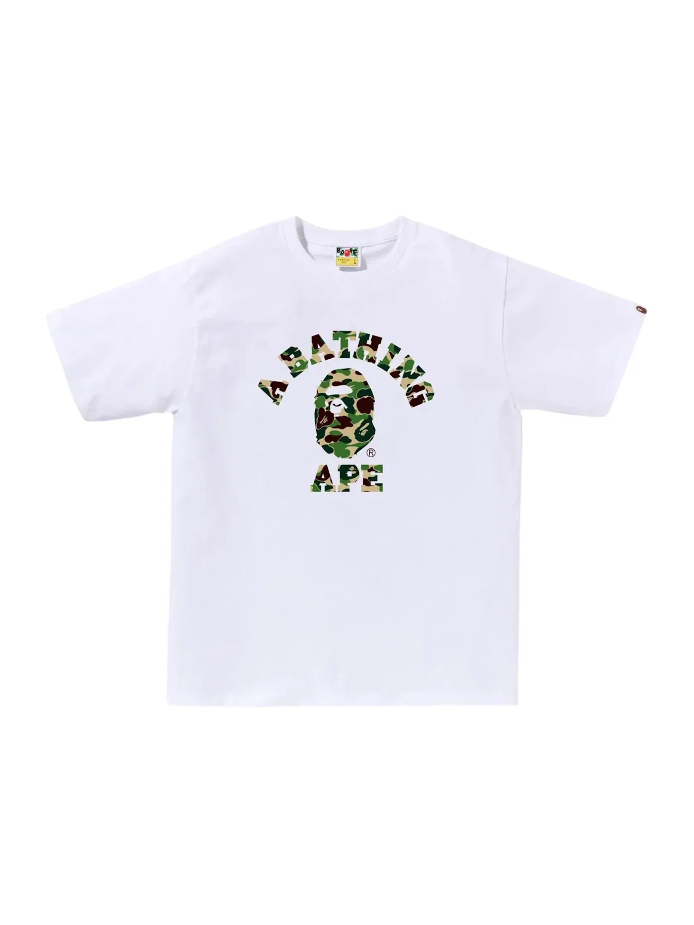 Мужская футболка с принтом BAPE ABC Camo College Tee (FW25) BAPE — изображение 1 из 1, белый/зеленый