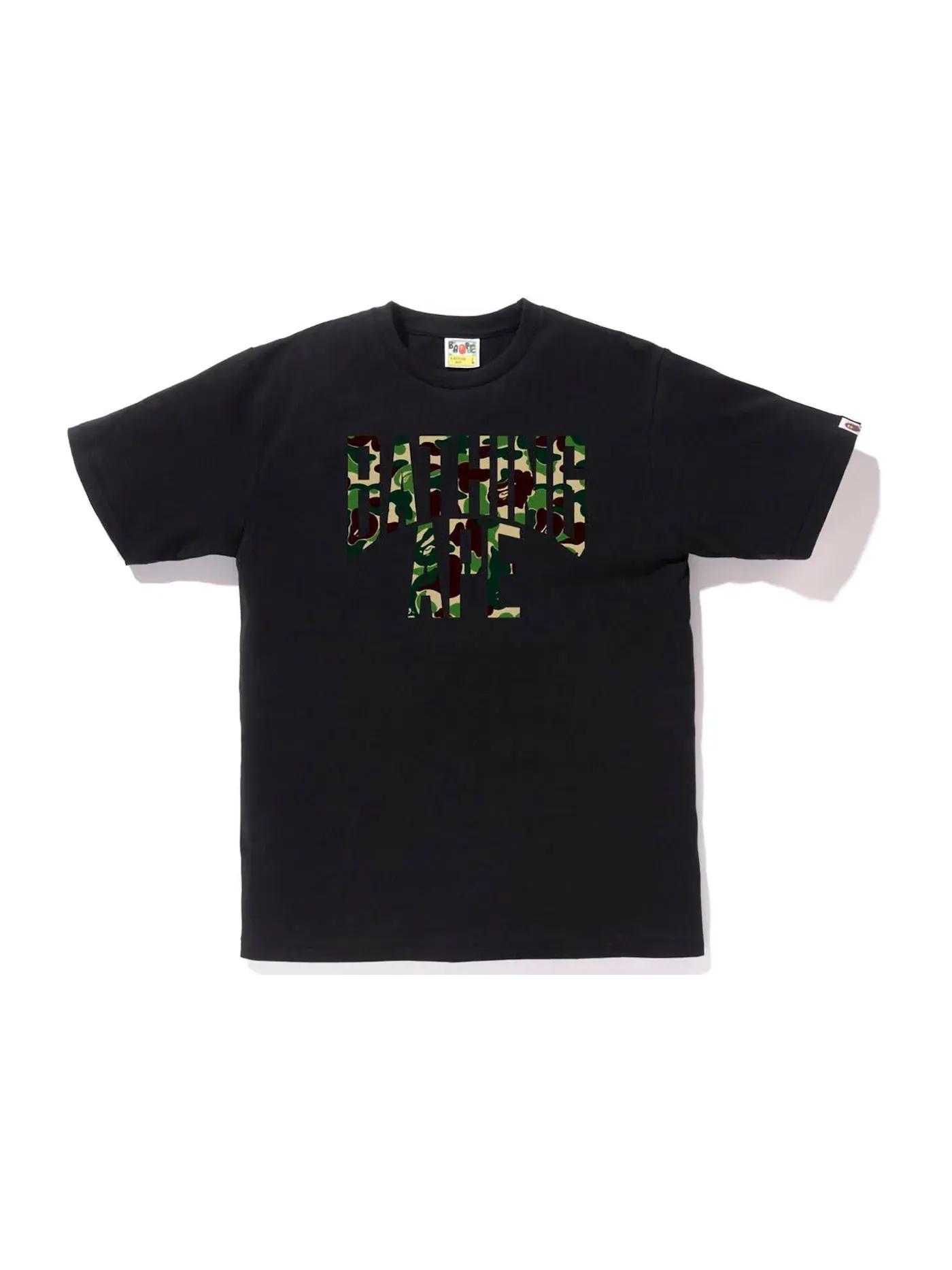 Мужская футболка с принтом BAPE ABC Camo NYC Logo Tee BAPE — изображение 1 из 1, черный зеленый