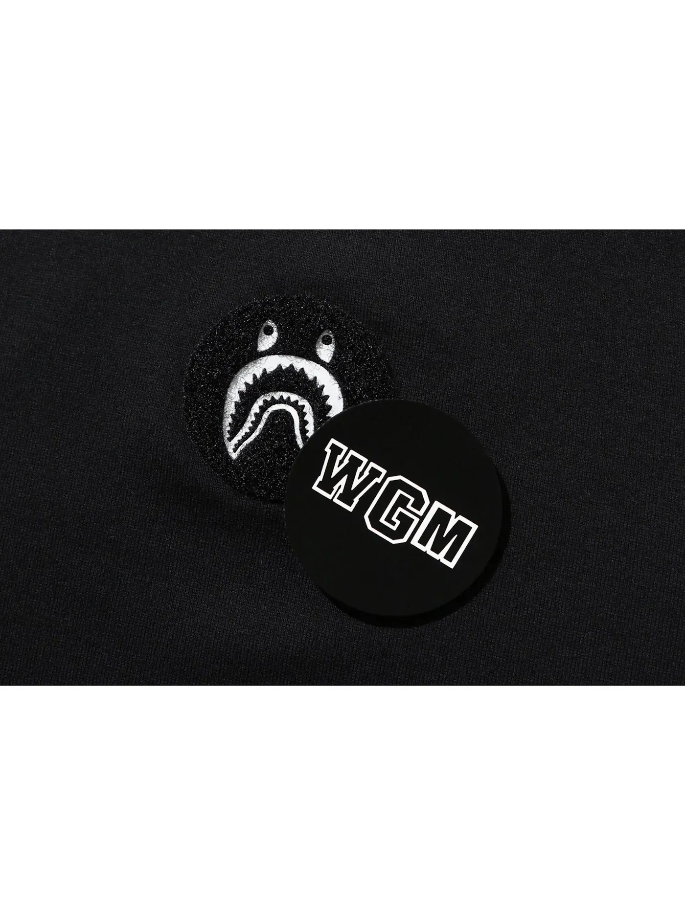 Мужская футболка с принтом BAPE Big WGM Shark Emblem Wide Tee — изображение 3 из 3, черный