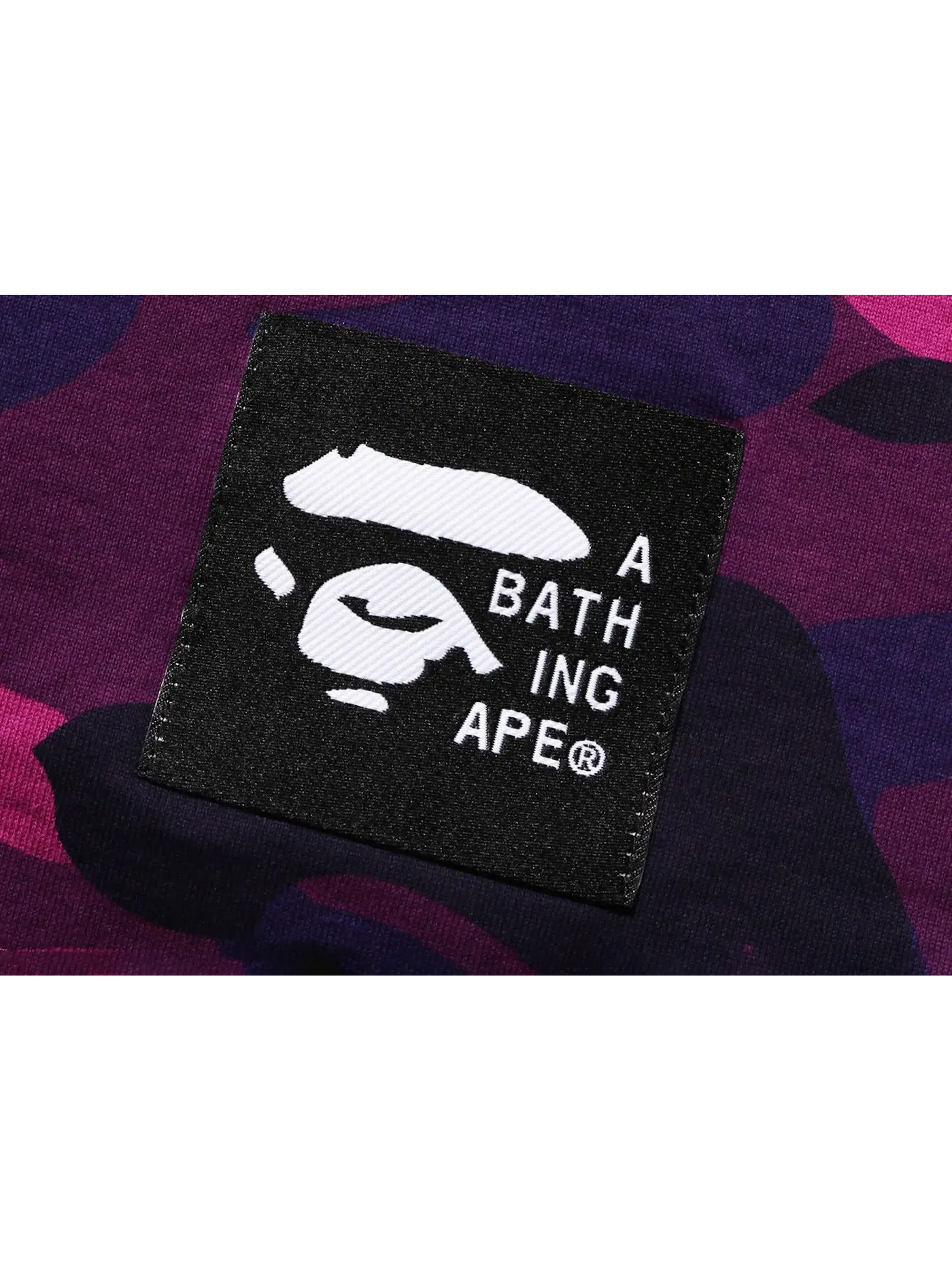 Мужская футболка свободного кроя с принтом BAPE Color Camo Bathing Ape Relaxed Fit Tee BAPE — изображение 3 из 3, фиолетовый