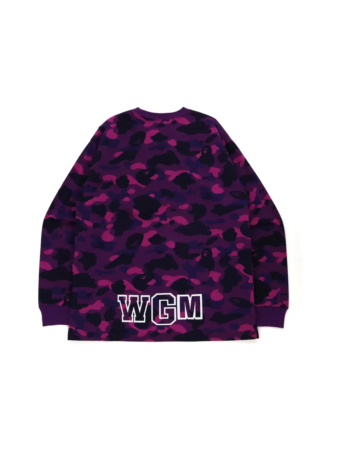 Мужская футболка с принтом BAPE Color Camo Shark Relaxed Fit L/S Tee Purple — изображение 2 из 2