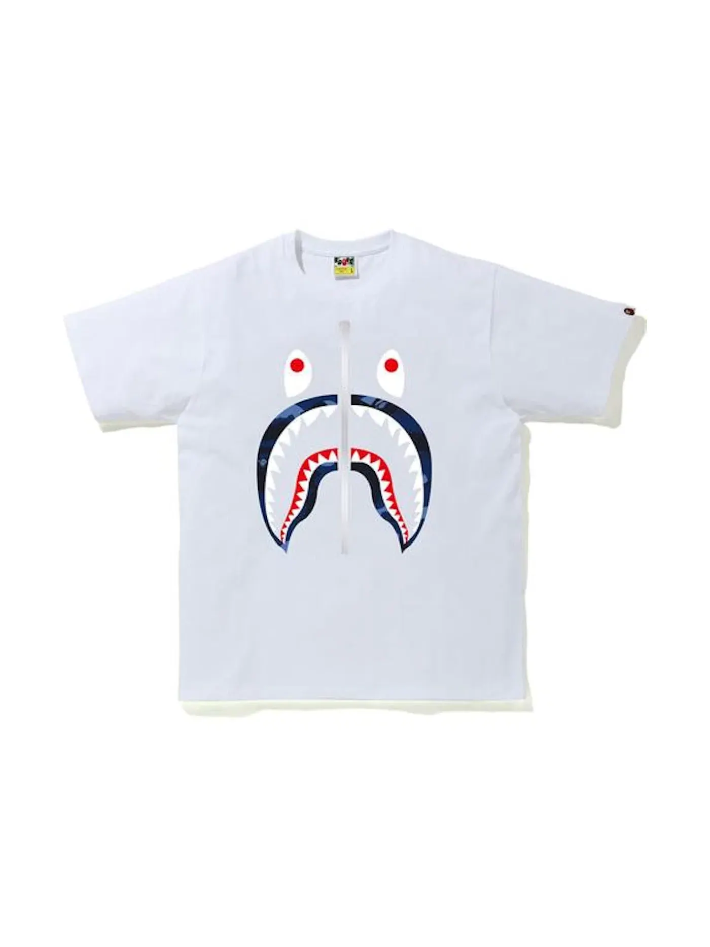 Мужская футболка с принтом BAPE Color Camo Shark T-Shirt (SS20) BAPE — изображение 1 из 1, белый/темно-синий