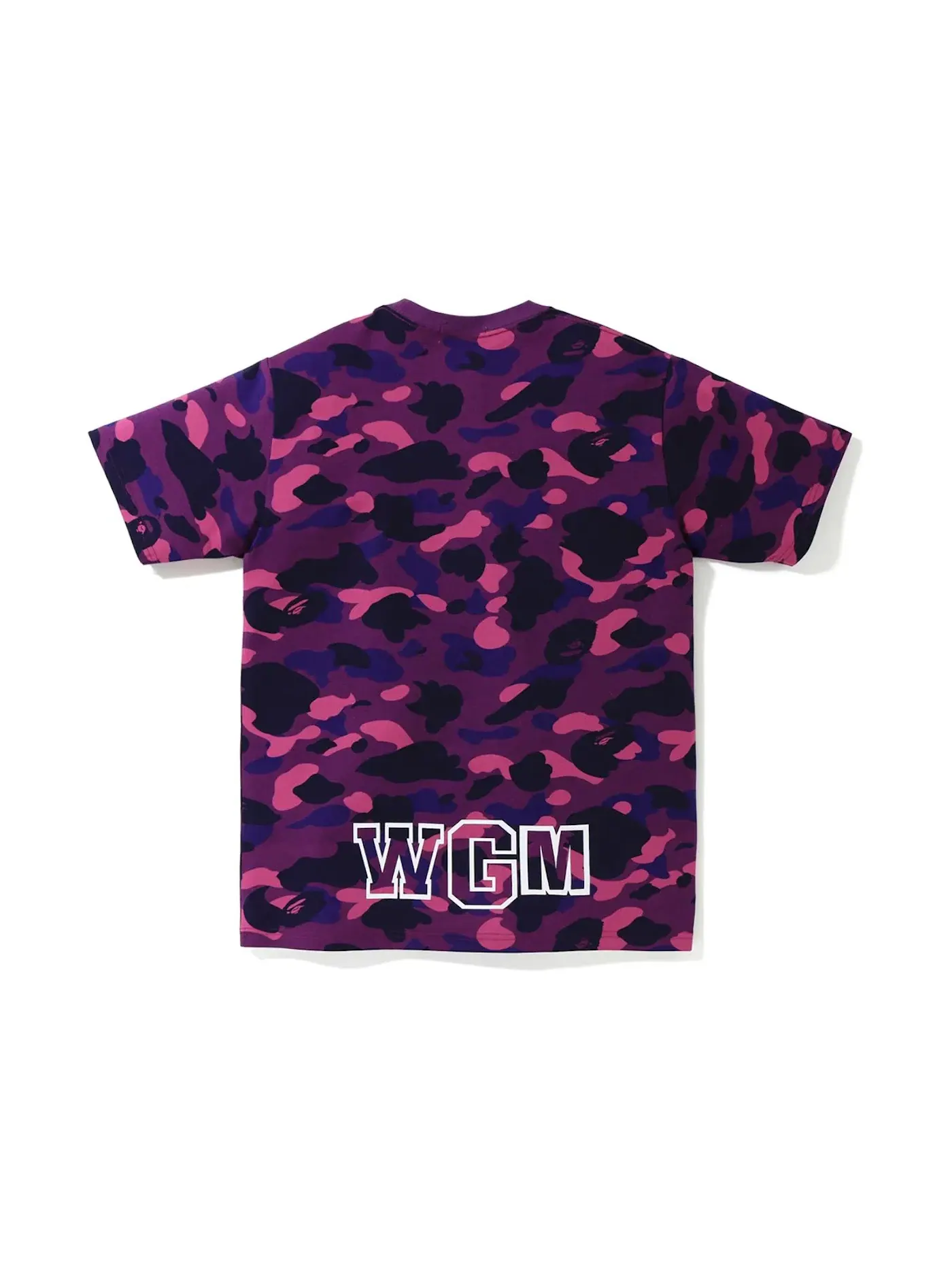 Мужская футболка с принтом BAPE Color Camo Shark Tee BAPE — изображение 2 из 3, фиолетовый