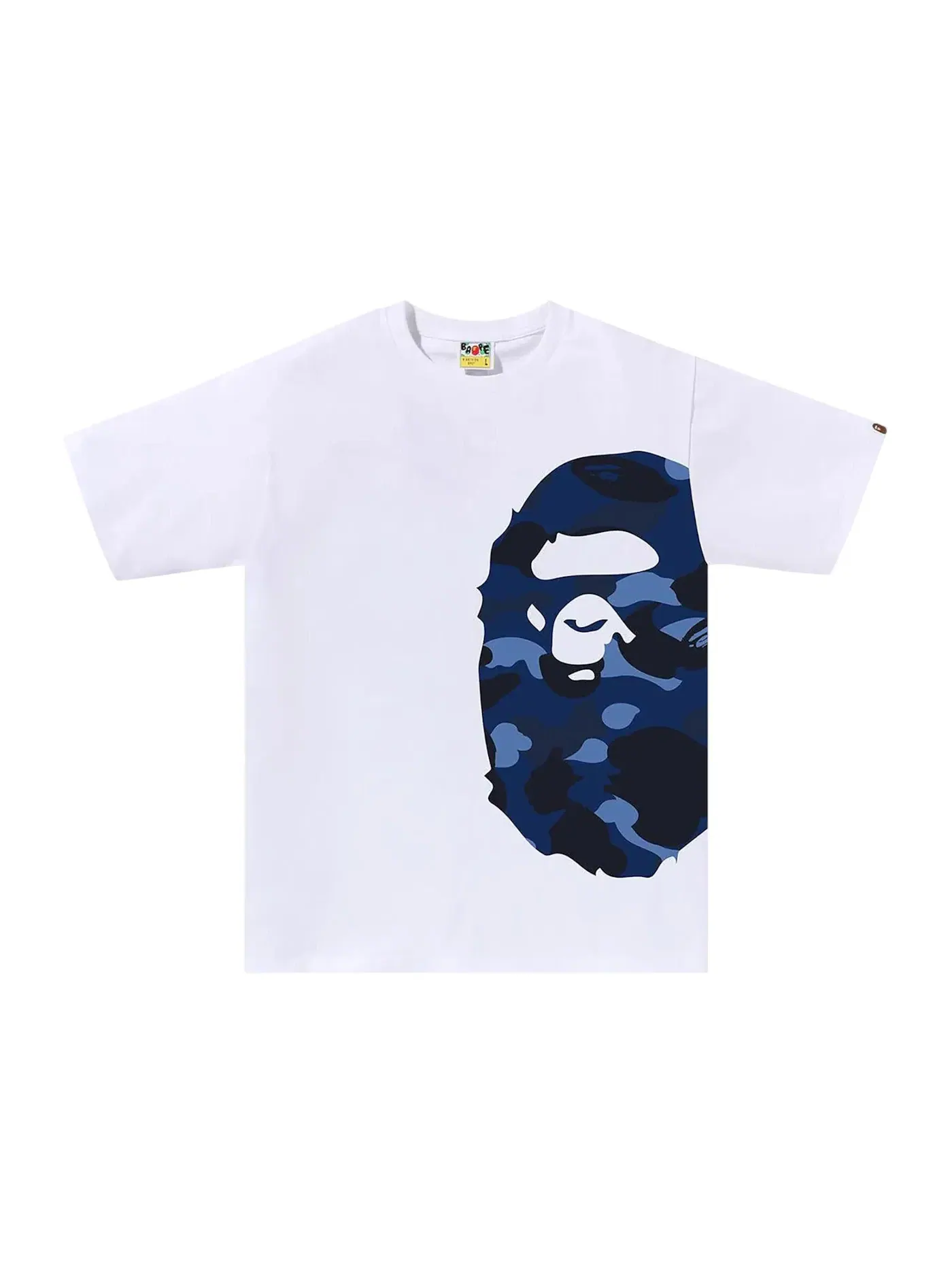 Мужская футболка с принтом BAPE Color Camo Side Big Ape Head Tee FW25 — изображение 1 из 2, белый/темно-синий