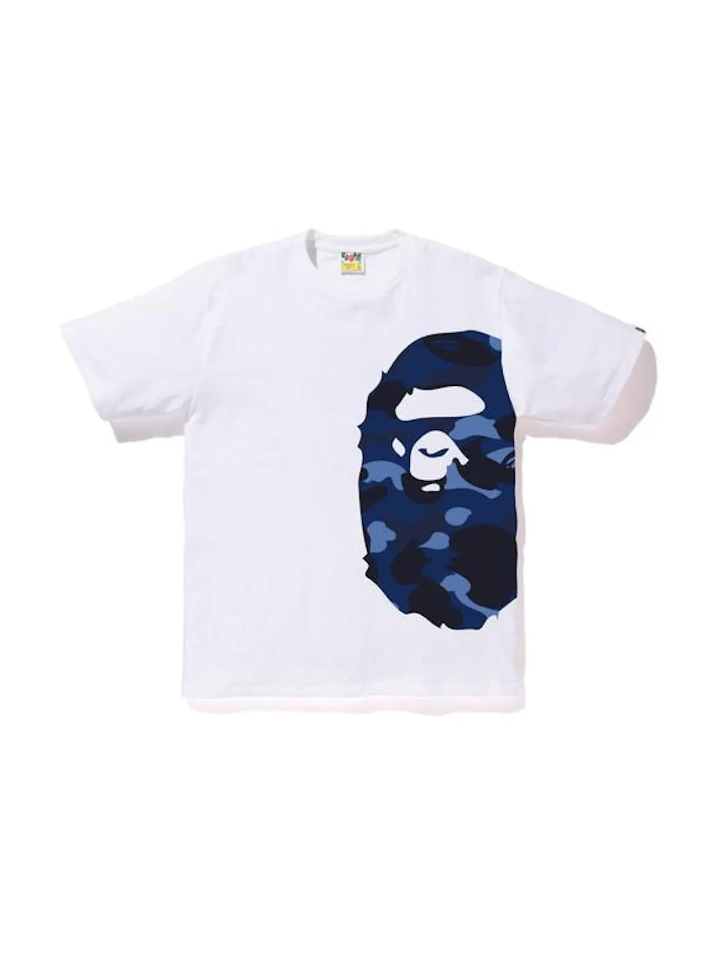 Мужская футболка с принтом BAPE Color Camo Side Big Ape Head Tee BAPE — изображение 1 из 2, белый/темно-синий