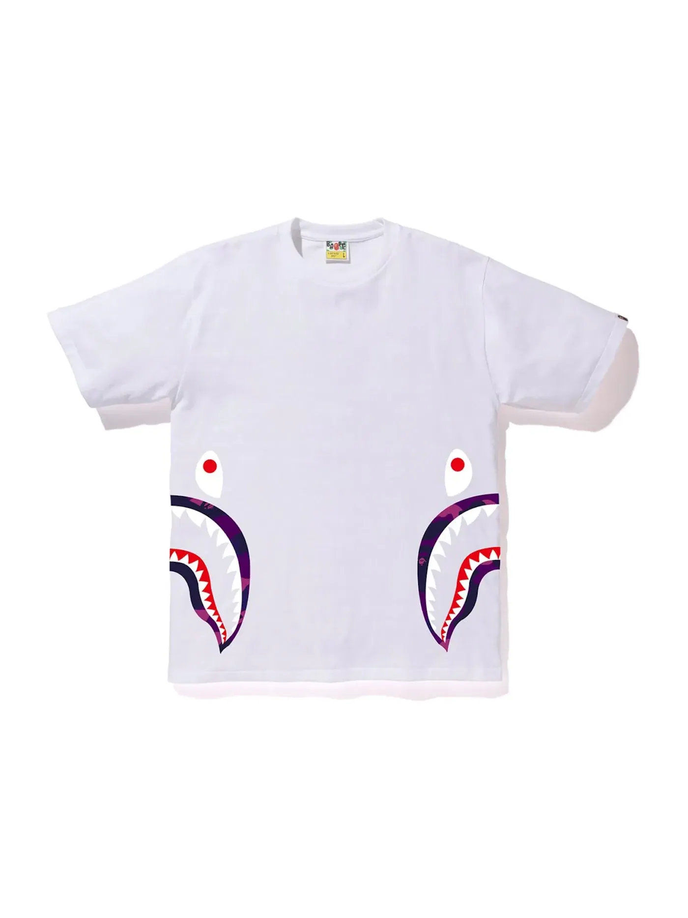 Мужская футболка с принтом BAPE Color Camo Side Shark Tee BAPE — изображение 1 из 2, белый/фиолетовый