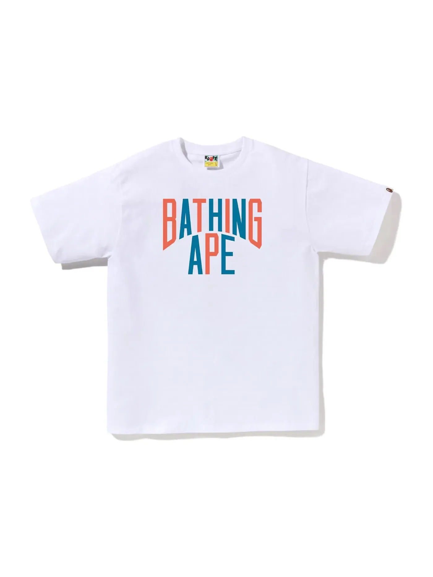 Мужская футболка с принтом BAPE Colors NYC Logo Tee (SS23) BAPE — изображение 1 из 1, белый