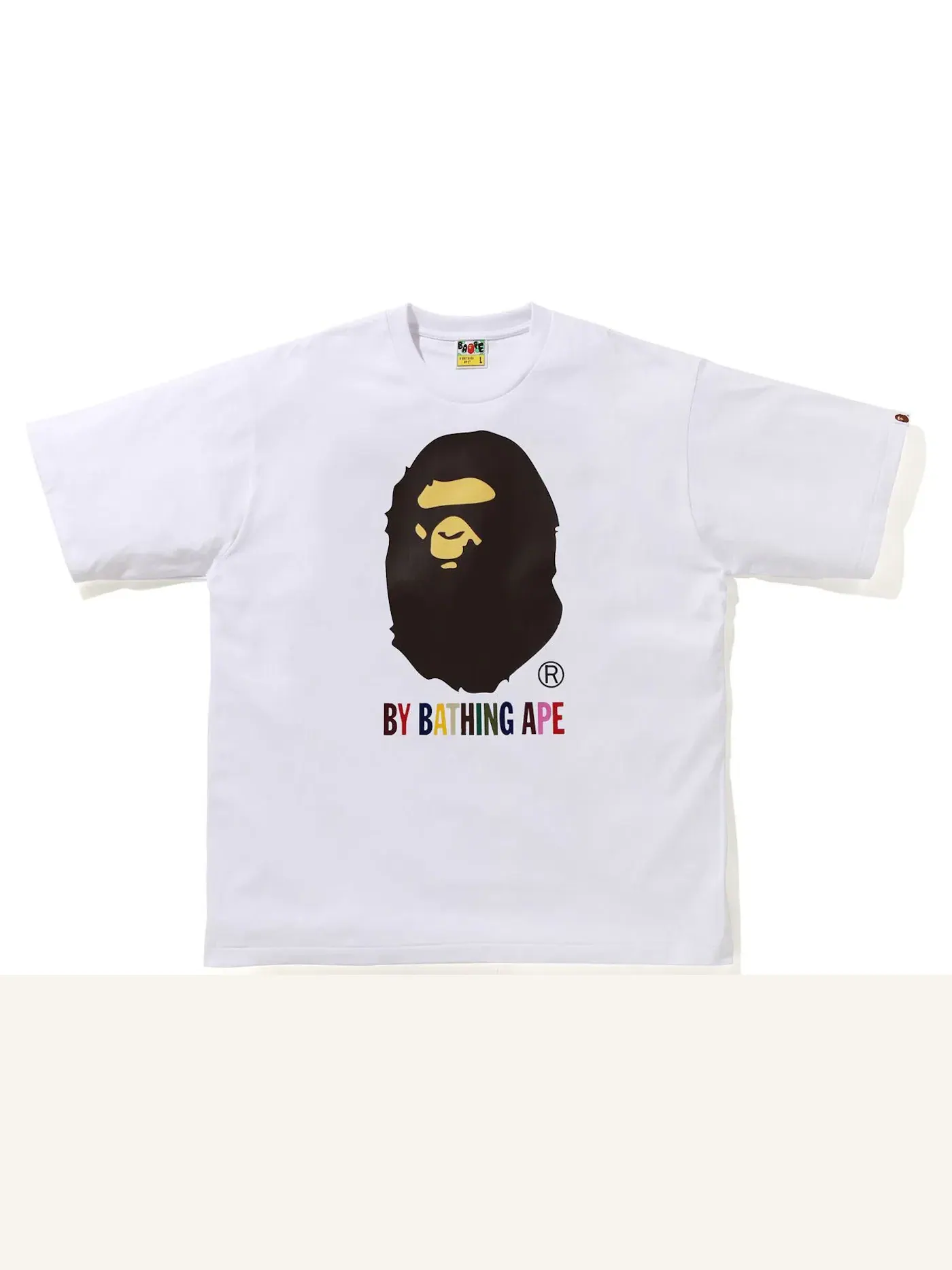 Мужская футболка свободного кроя BAPE Colors Relaxed Fit Tee BAPE — изображение 1 из 1, белый