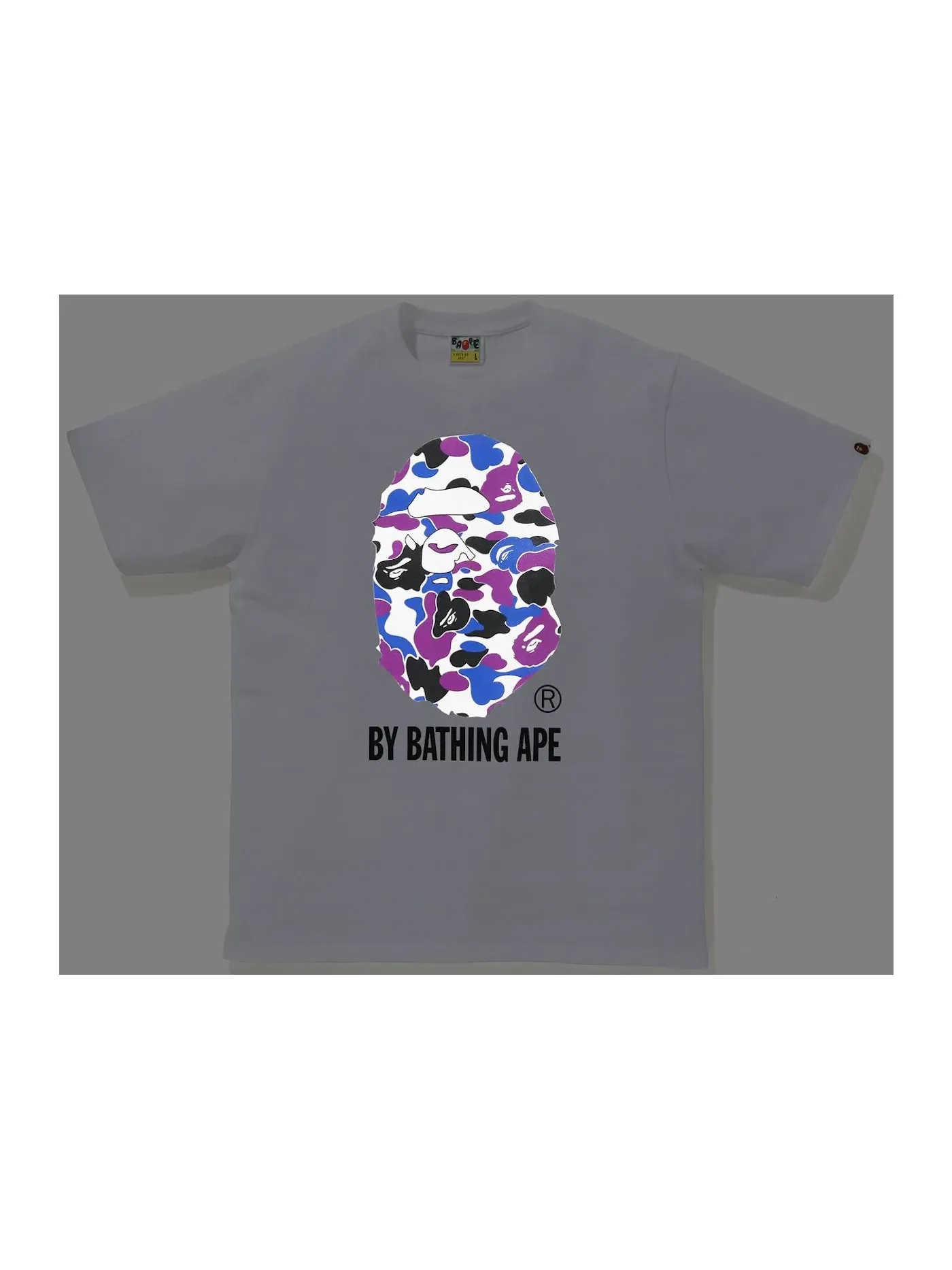 Мужская футболка с принтом BAPE Hong Kong 15th Anniversary Reflector Tee BAPE — изображение 2 из 2, белый