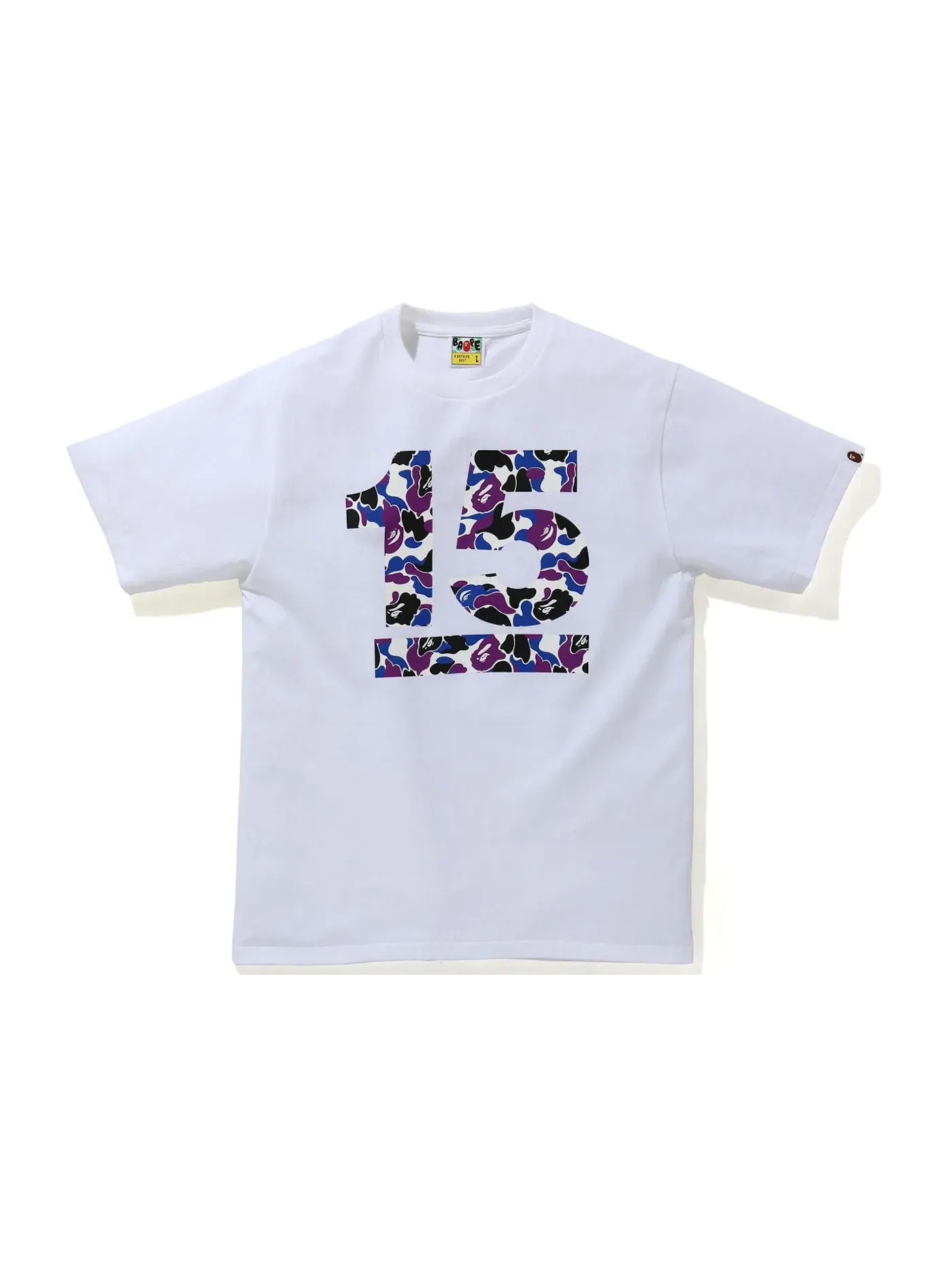 Мужская футболка с принтом BAPE Hong Kong 15th Anniversary Tee BAPE — изображение 1 из 2, белый