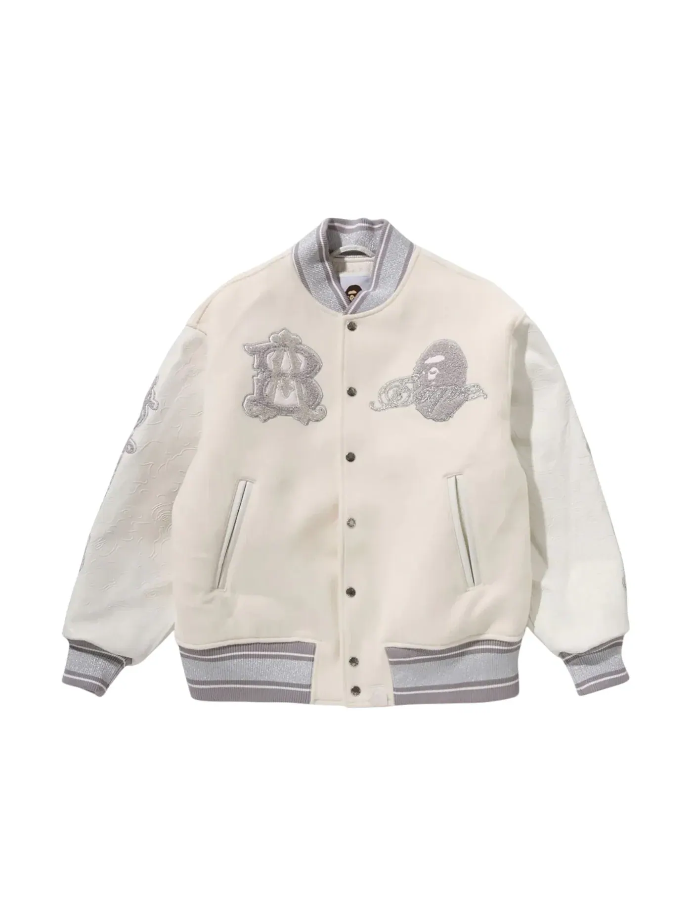 Мужская куртка-бомбер с камуфляжным принтом BAPE Line Camo Multi Logo Wool Varsity Jacket — изображение 1 из 2, белый