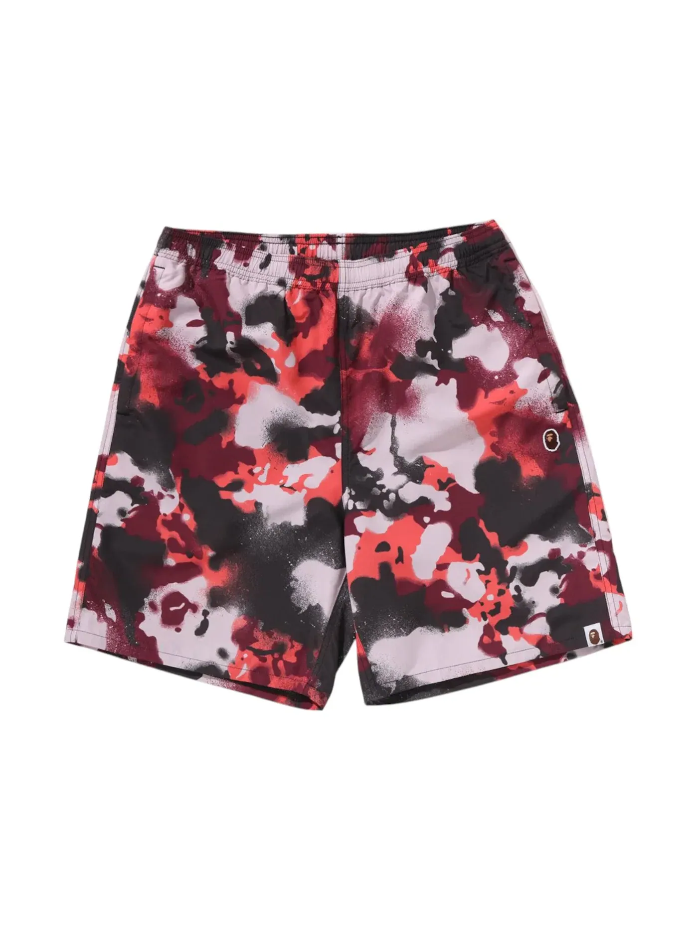 Мужские шорты с принтом Map Camo Regular Fit Beach Shorts BAPE — изображение 1 из 2, красный