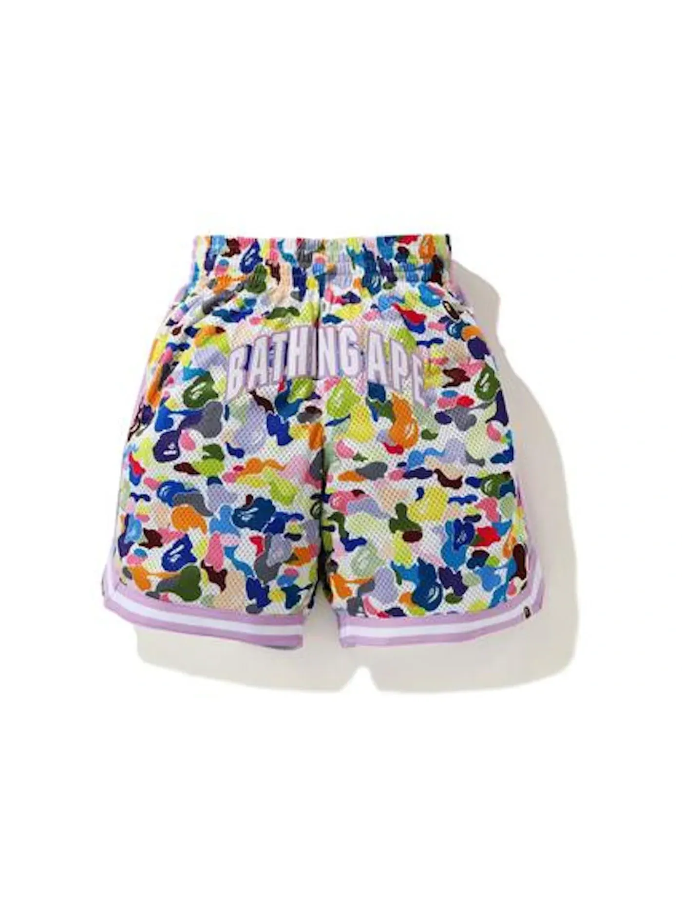 Мужские шорты с камуфляжным принтом Basketball Shorts BAPE — изображение 1 из 2, белый