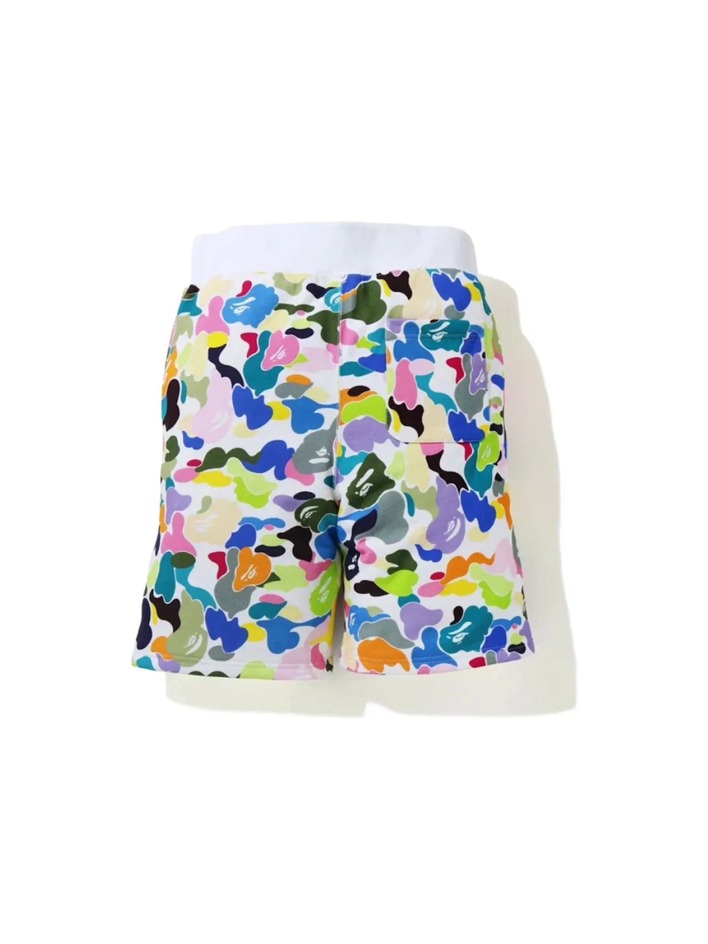 Мужские шорты камуфляжные BAPE Shorts — изображение 2 из 2, белый мульти