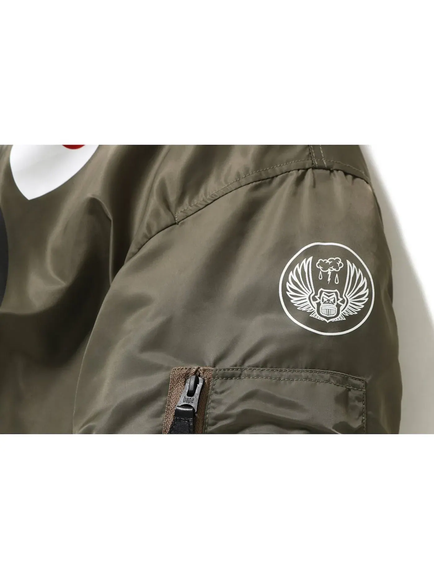 Мужская куртка-бомбер с принтом BAPE Shark Ma-1 — изображение 2 из 3, оливковый
