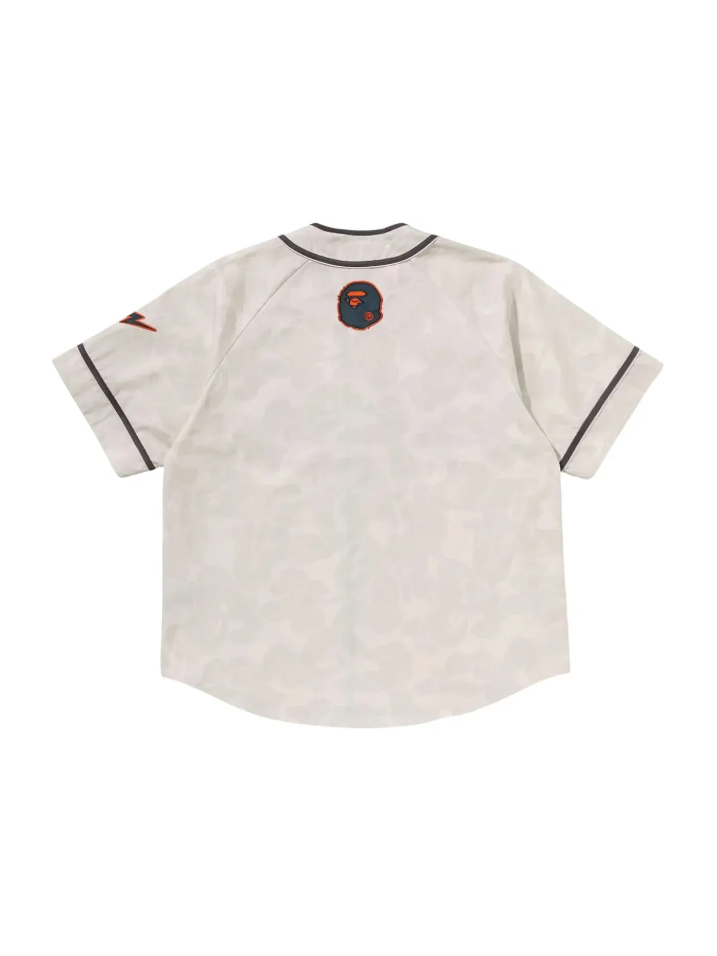 Мужская футболка с принтом BAPE Solid Camo Multi Logo Baseball SS Shirt — изображение 2 из 2, белый
