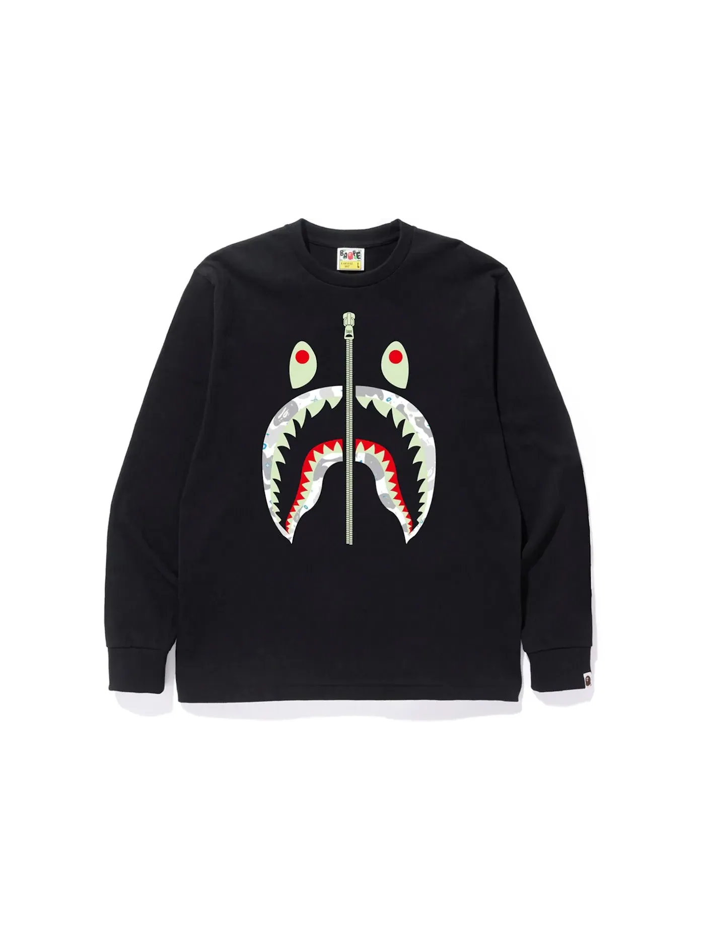 Мужская футболка с длинным рукавом BAPE Space Camo Shark LS Tee — изображение 1 из 2, черный