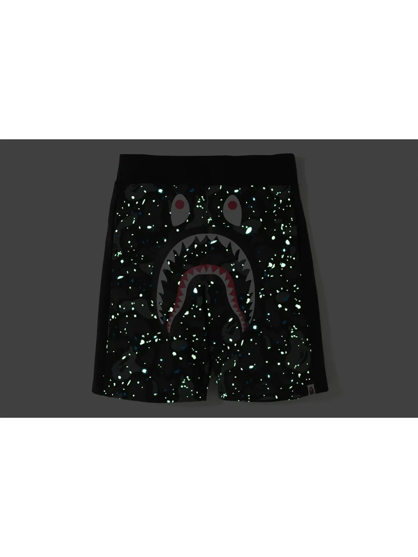 Мужские шорты с камуфляжным принтом BAPE Space Camo Shark — изображение 3 из 3, черный