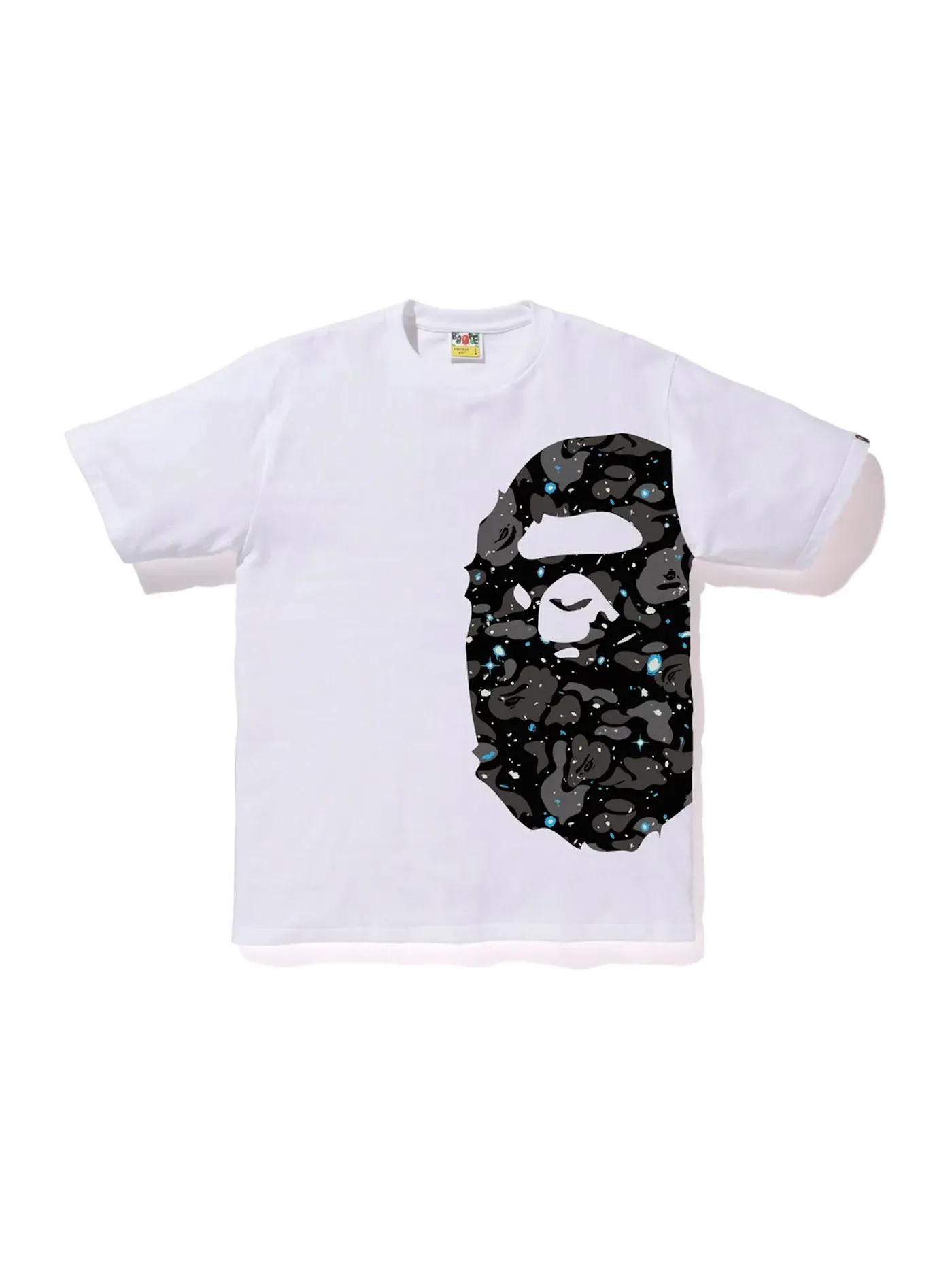 Мужская футболка с принтом BAPE Space Camo Side Big Ape Head Tee BAPE — изображение 1 из 3, белый